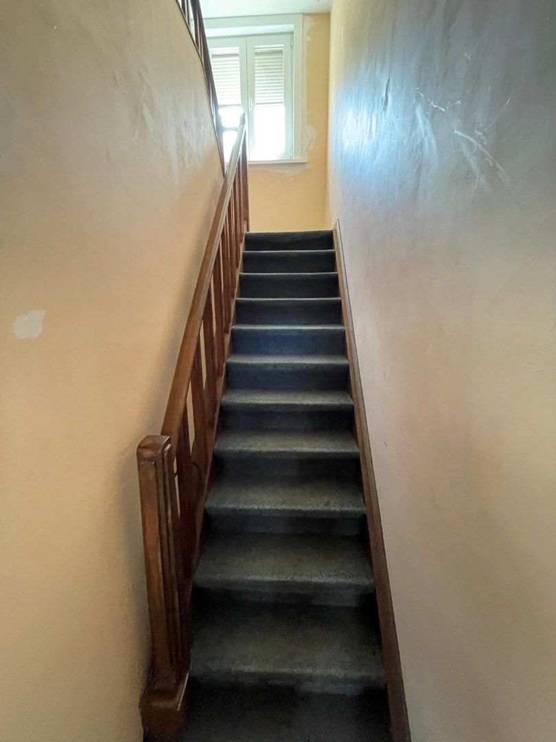 Appartementsgebouw met aanpalende schuur foto 7