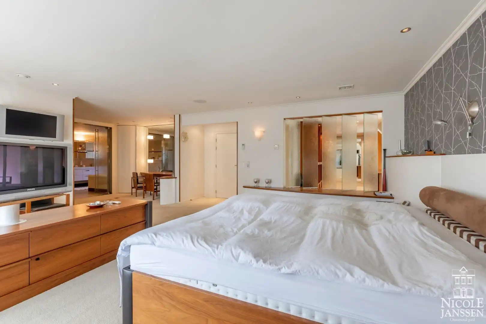 Royale villa in residentiële buurt  foto 12