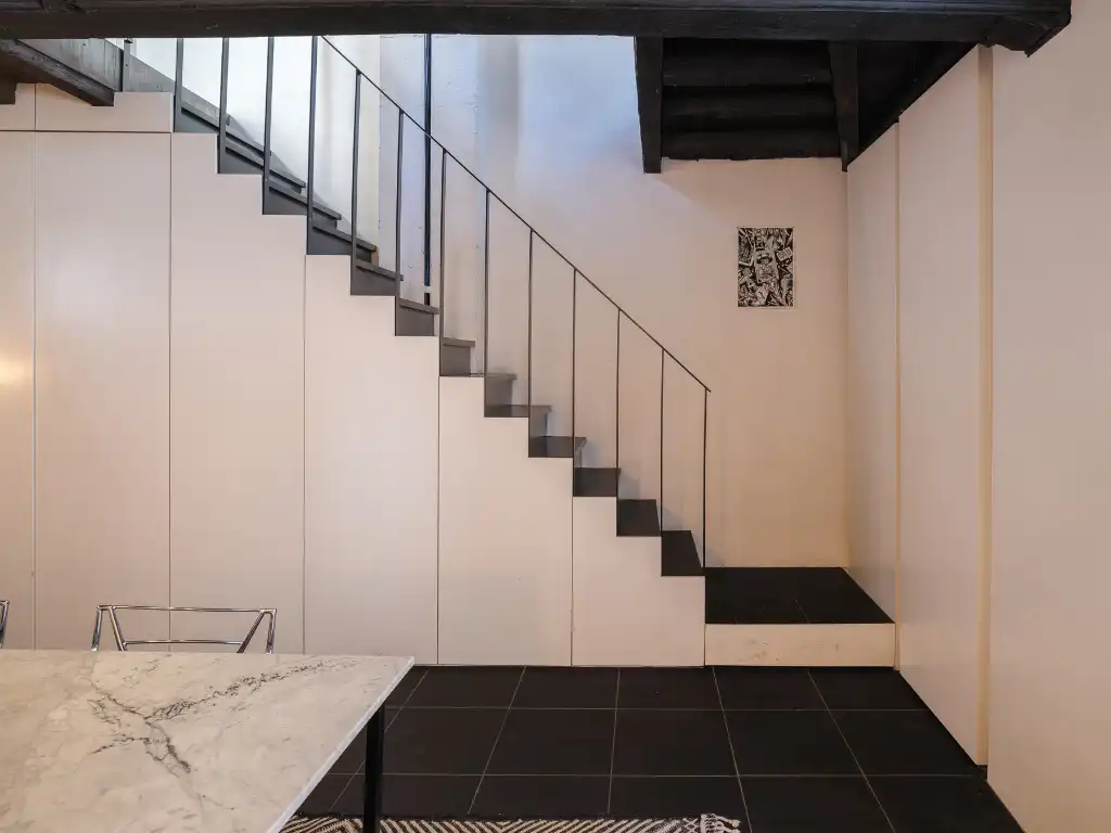 Centrum Gent, karaktervolle woning waar authenticiteit en hedendaagse ruimtelijkheid en architectuur elkaar ontmoeten. foto 5