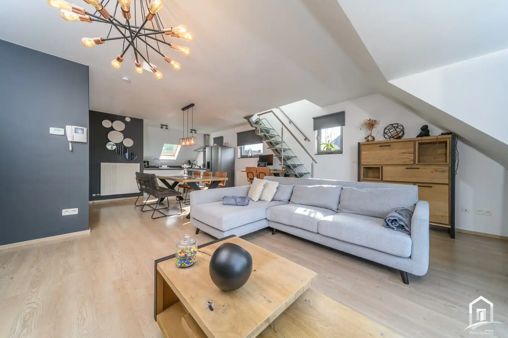Duplex appartement gelegen aan de stadsrand van Aalst. foto 3