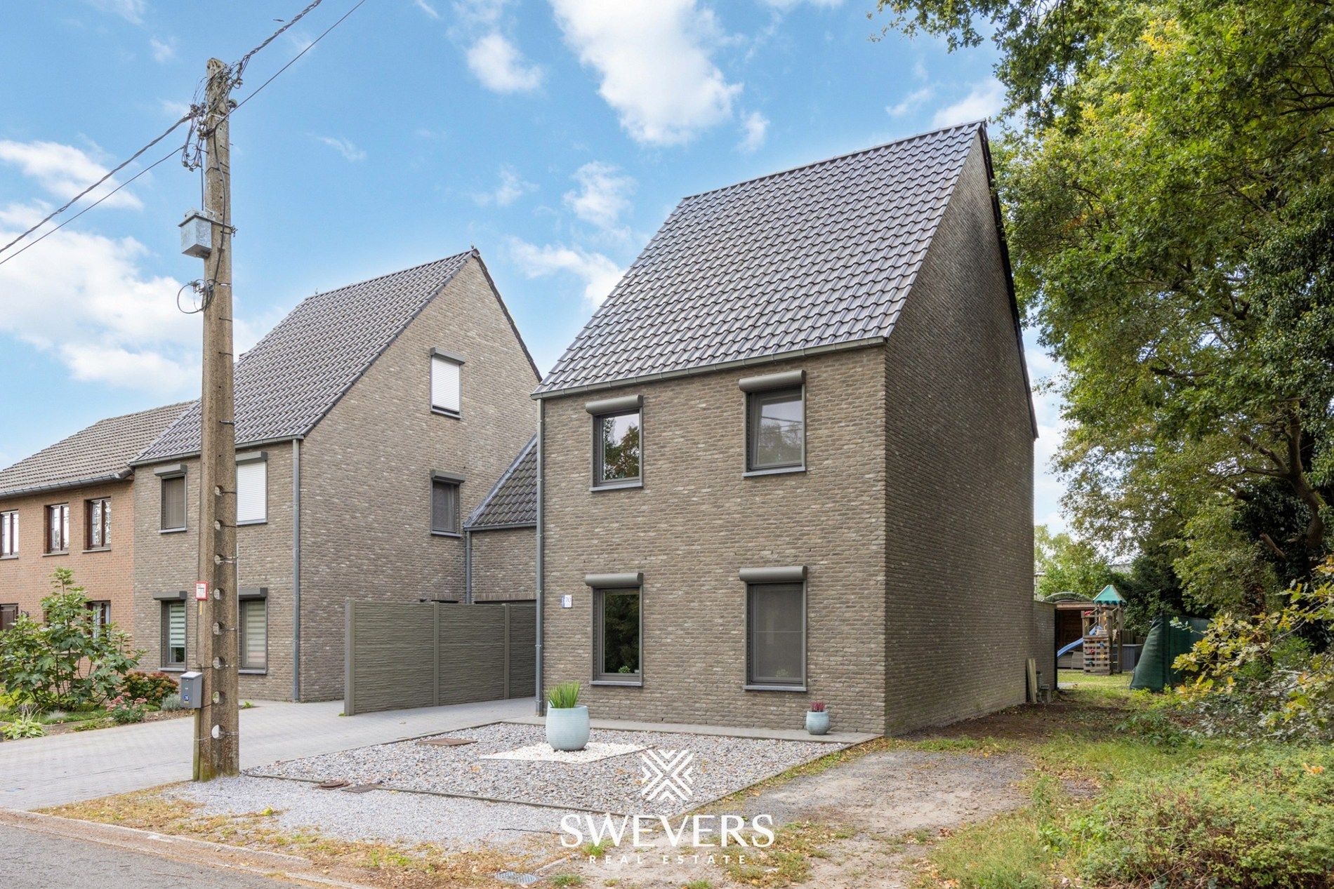 Recente instapklare moderne gezinswoning in Leopoldsburg foto 29