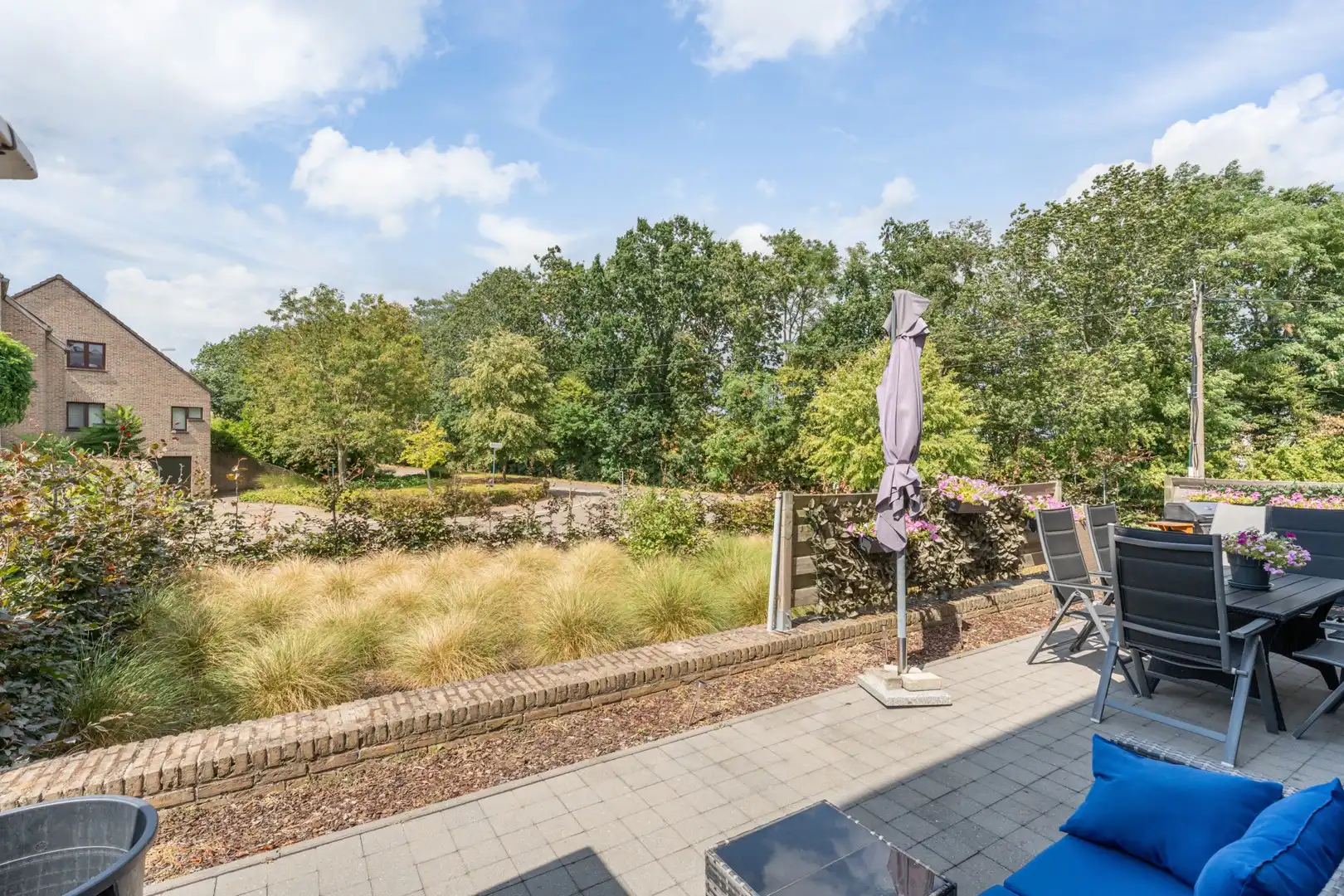 Gelijkvloers appartement met voortuin en privéparking in Diest foto 15
