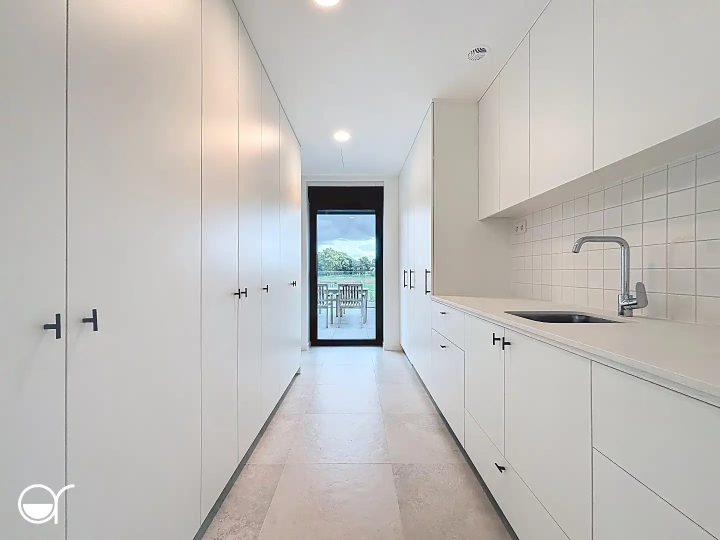 Luxueuze, energiezuinige woning met praktijkruimte/kantoor/hobbyruimte foto 17