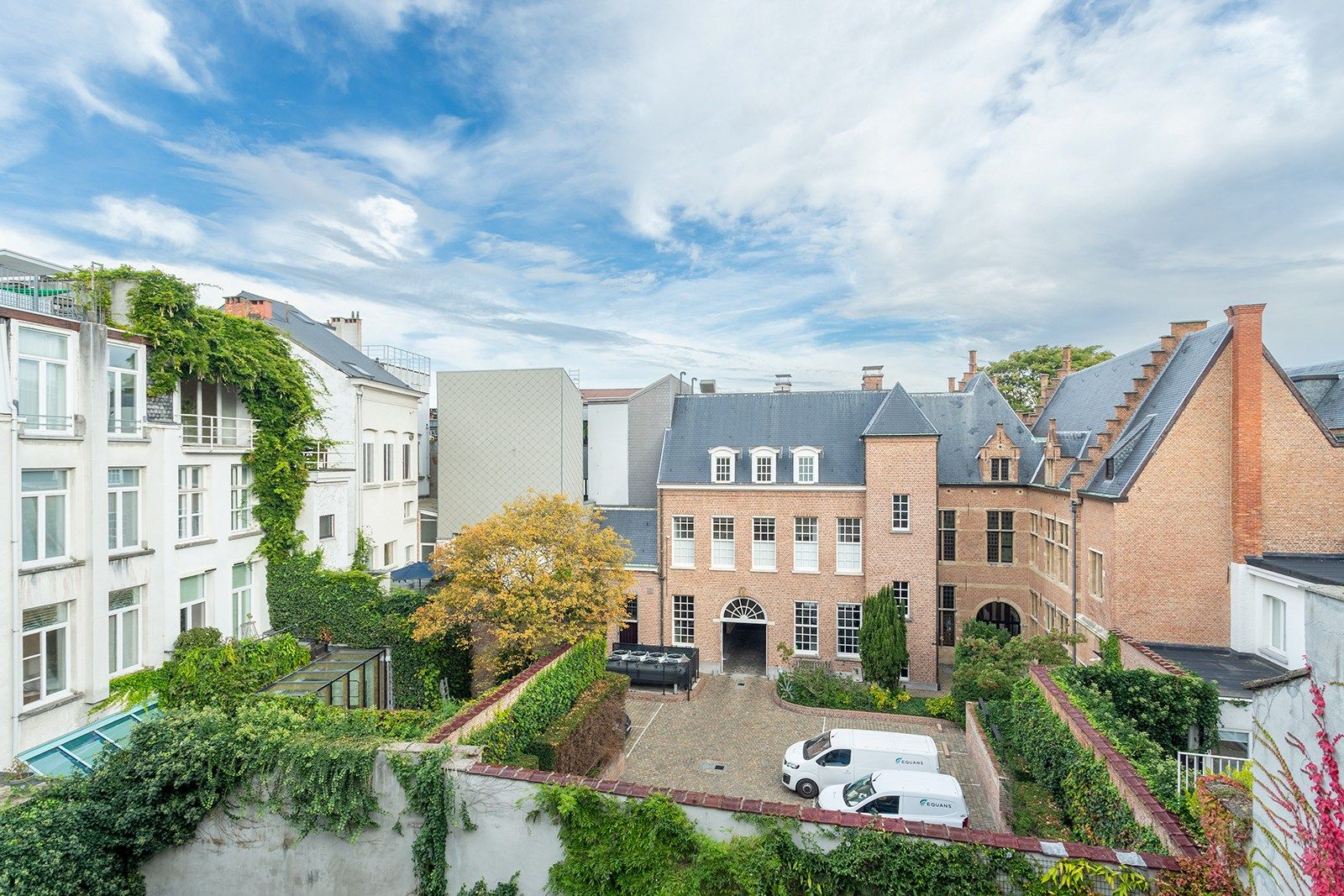 Recent appartement met 2 slk en terras foto 6