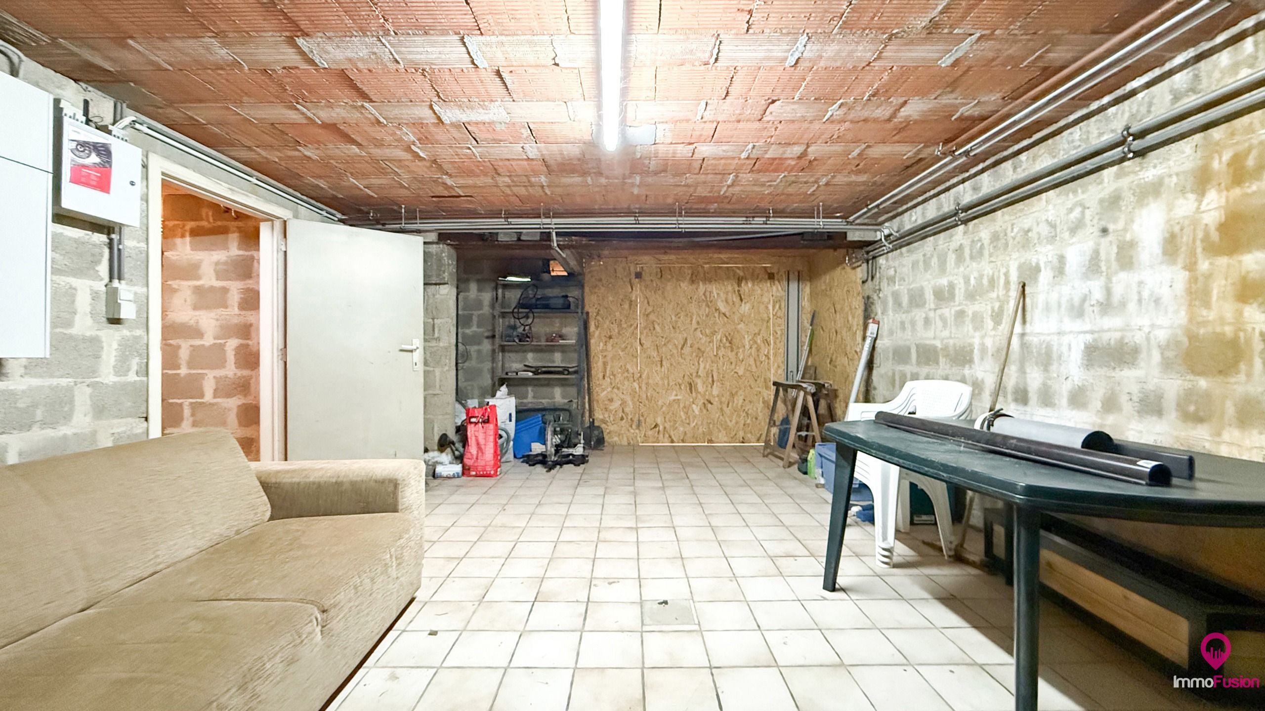 Charmante woning met 3 slaapkamers en inpandige garage! foto 34