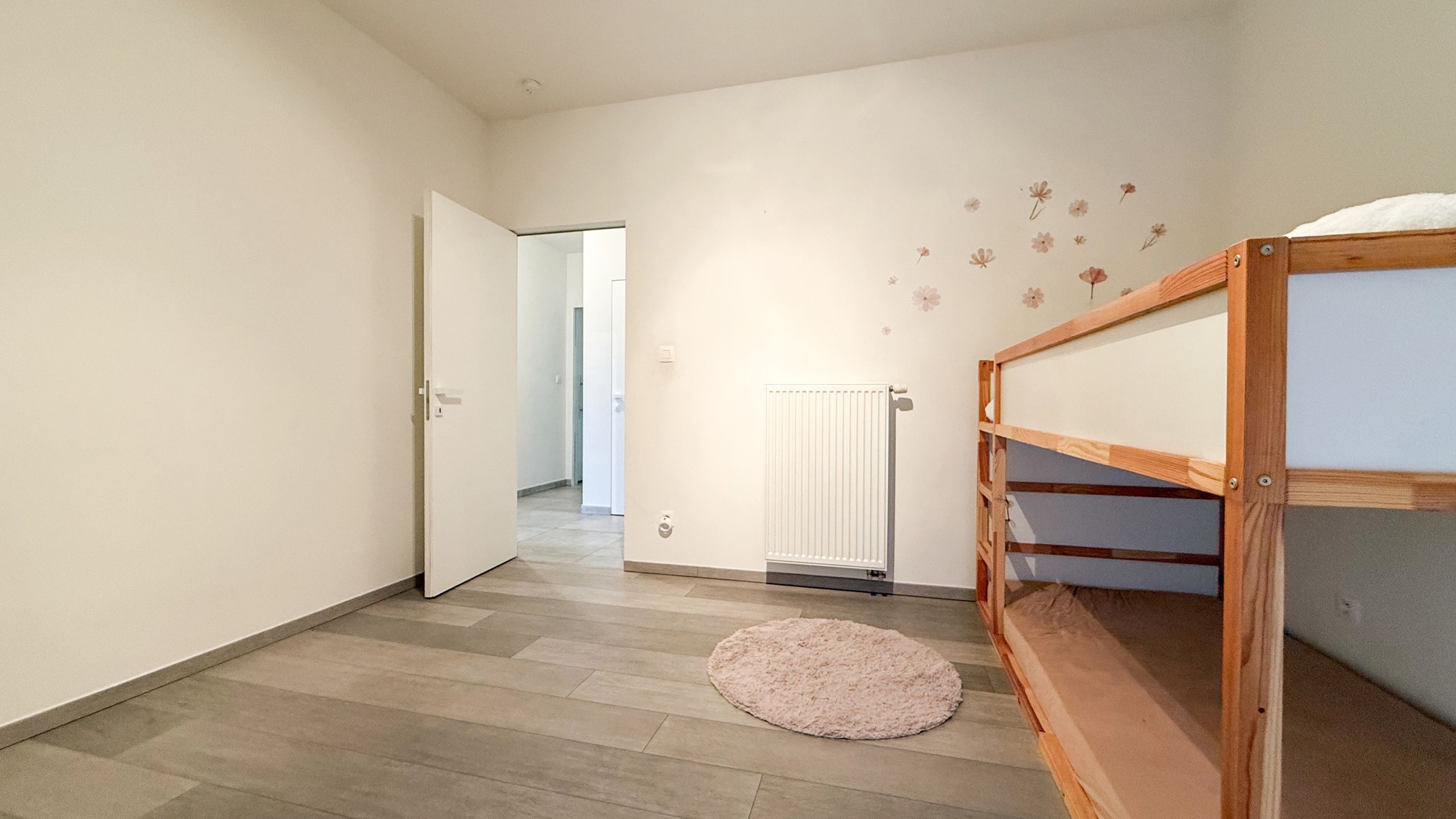 Ruim appartement met 3 slaapkamers en groot terras in Boekt! foto 41