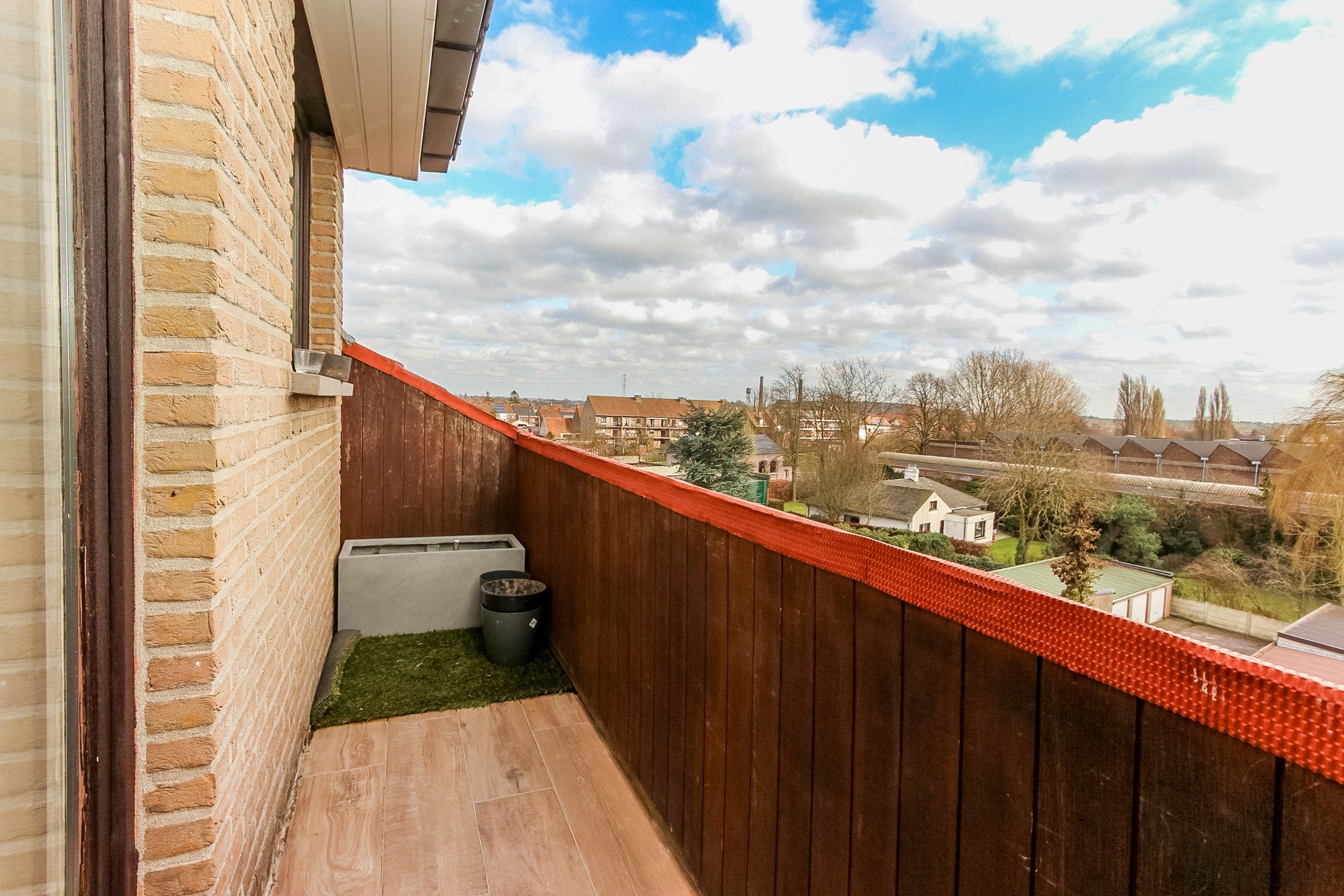 GERENOVEERD DAKAPPARTEMENT MET MOGELIJKHEID TOT GARAGE foto 12