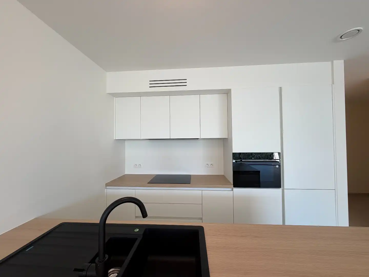 Nieuwbouwappartement met ruim terras foto 5
