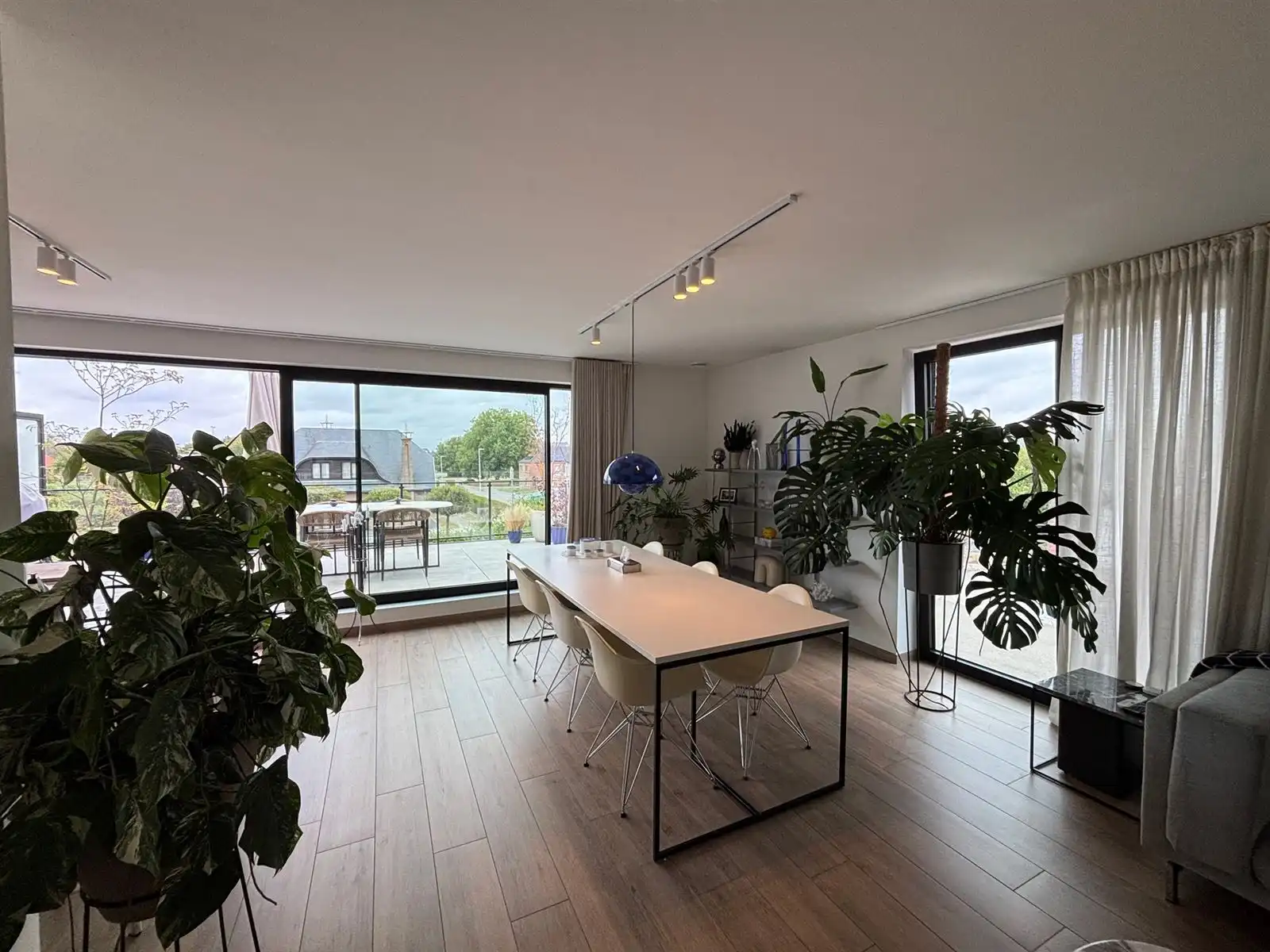 Appartement met 2 slaapkamers en ruim terras foto 3