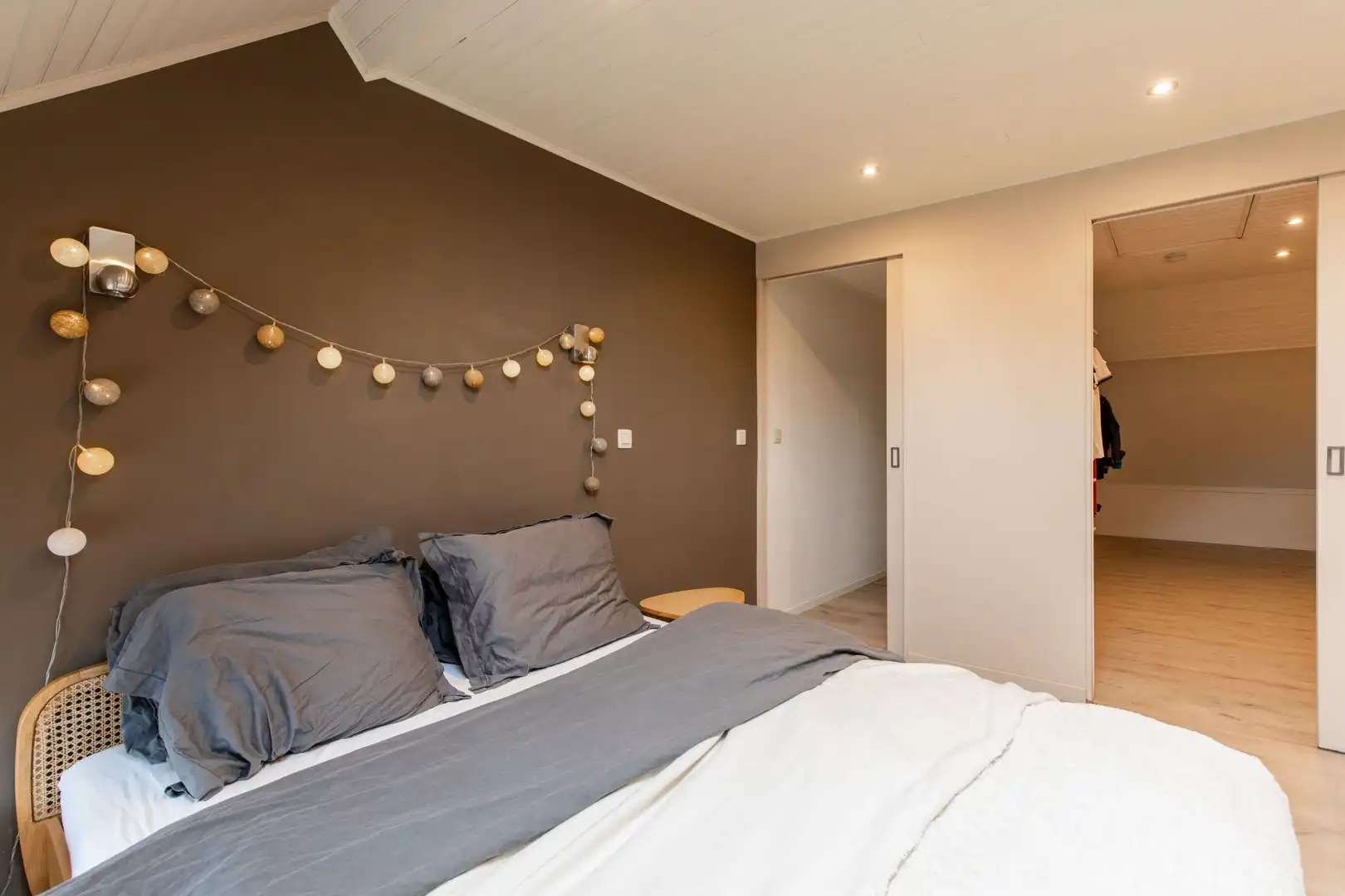 Instapklare woning met groot terras in de binnenstad foto 22