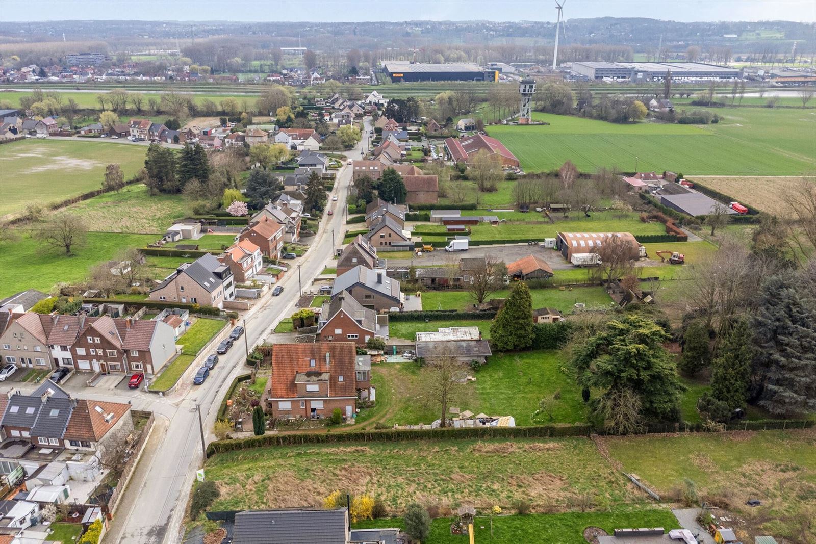 Zuid georiënteerde bouwgrond (19a24ca) voor 4-gevel woning  foto 5