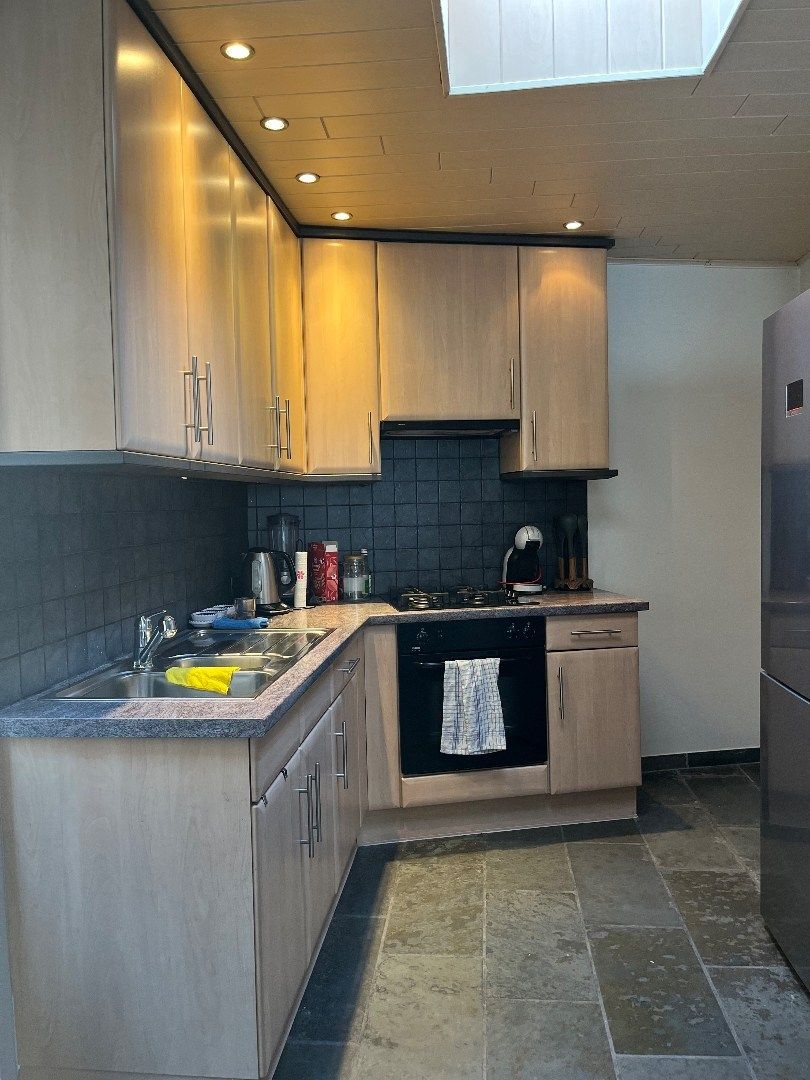 Instapklare woning in rustige straat te Rumbeke foto 27