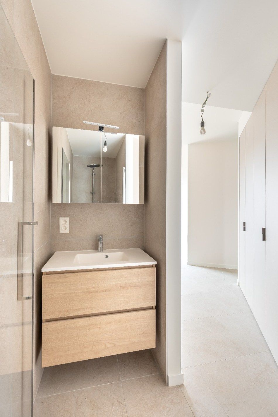 Nieuwbouw één-slaapkamer appartement foto 9