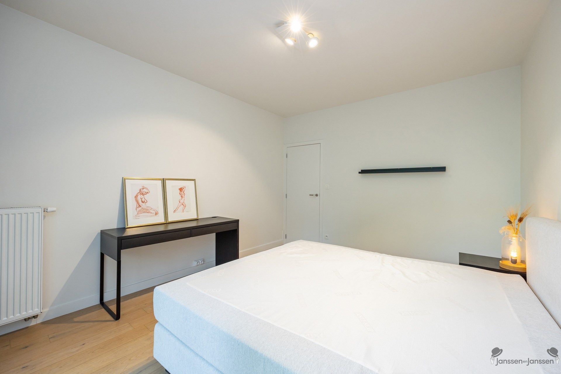 Recent gerenoveerd gelijkvloers appartement met zonnige tuin foto 7