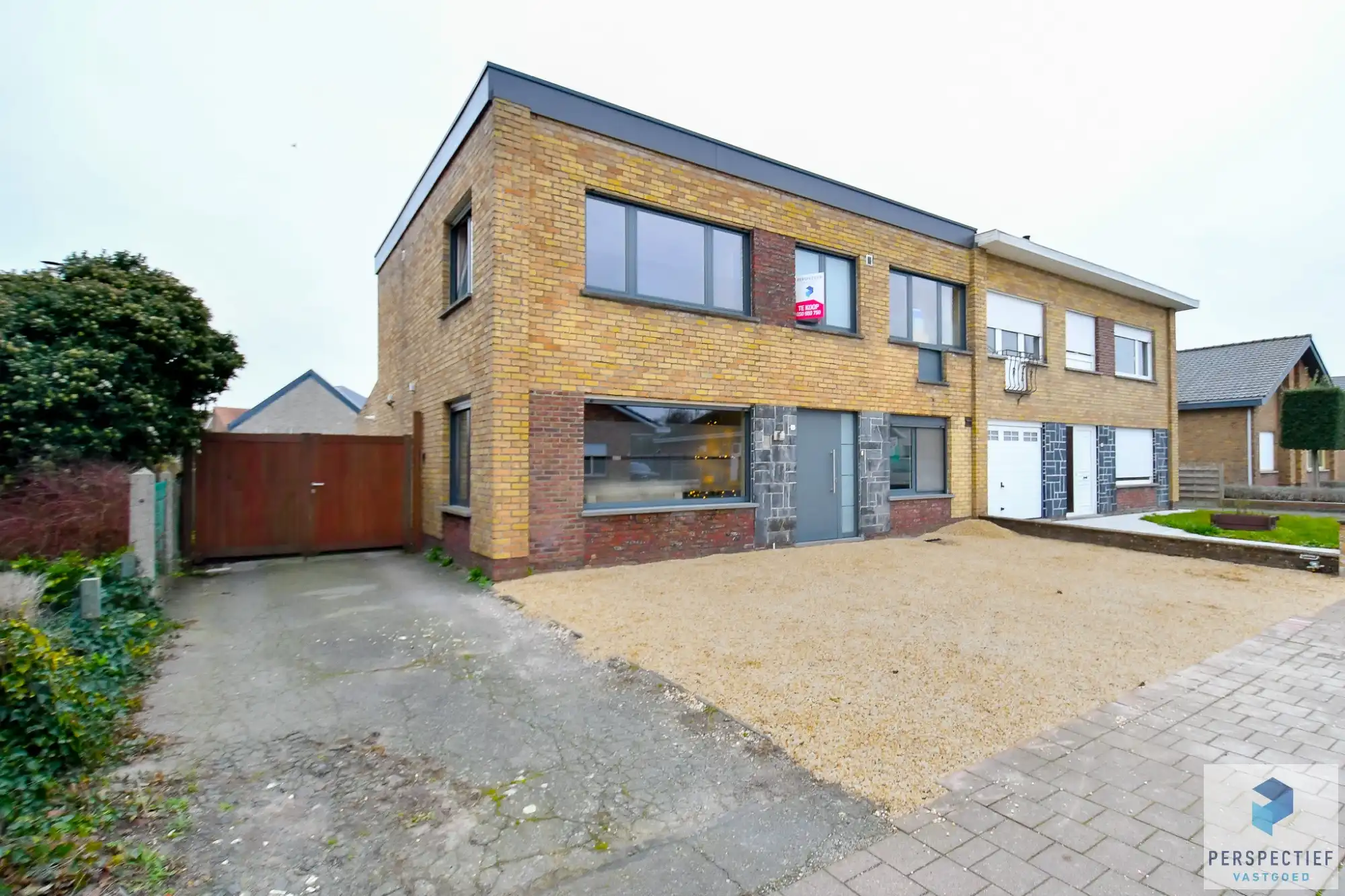 BEZOEKMOMENT ZATERDAG 31/01 VAN 13U TOT 15U | Rustig gelegen ruime halfopen woning met recent bijgebouw/garage op 454m² foto 20