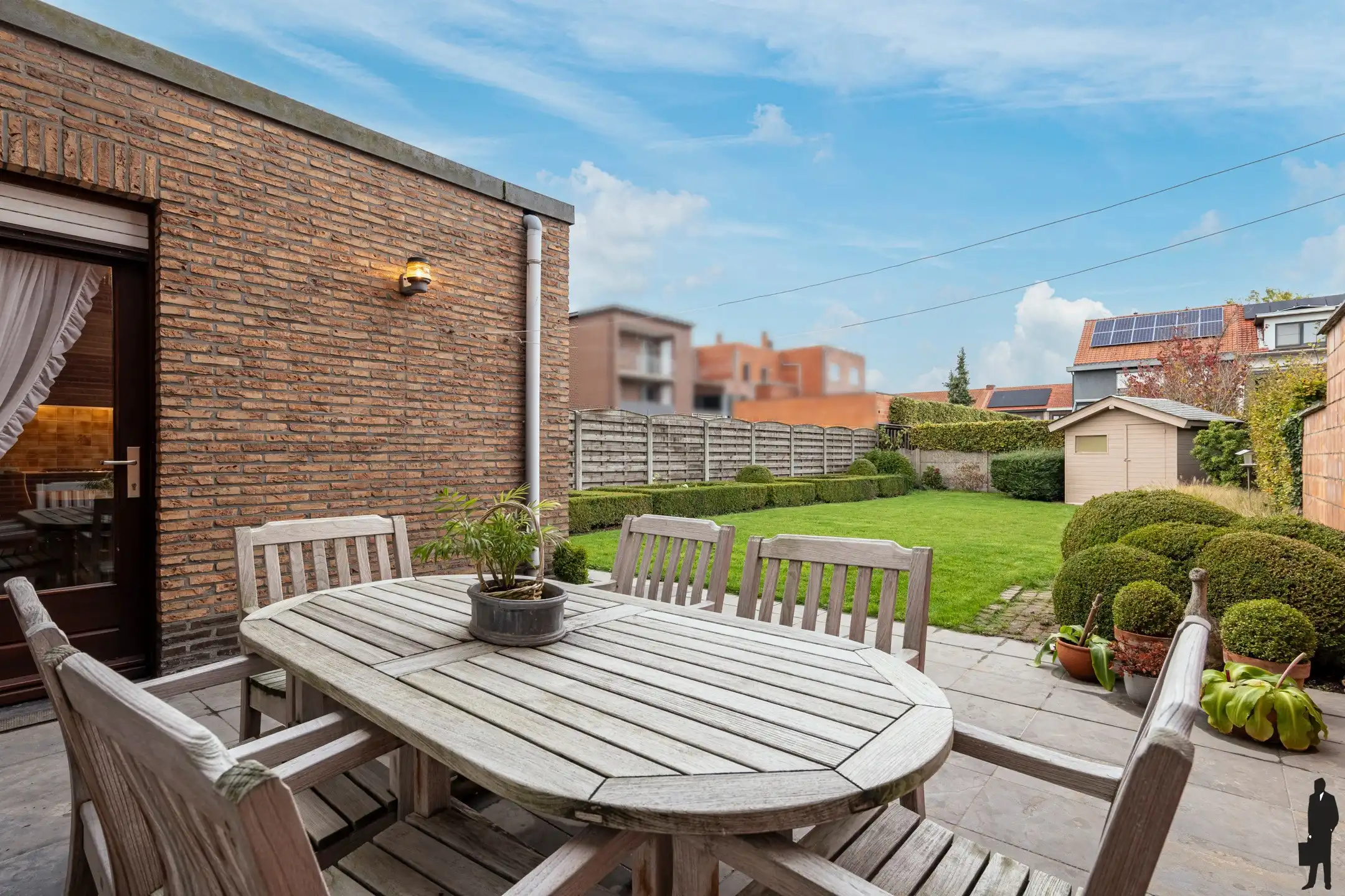 Charmante stadswoning nabij jachthaven met 3 slks en garage foto 15