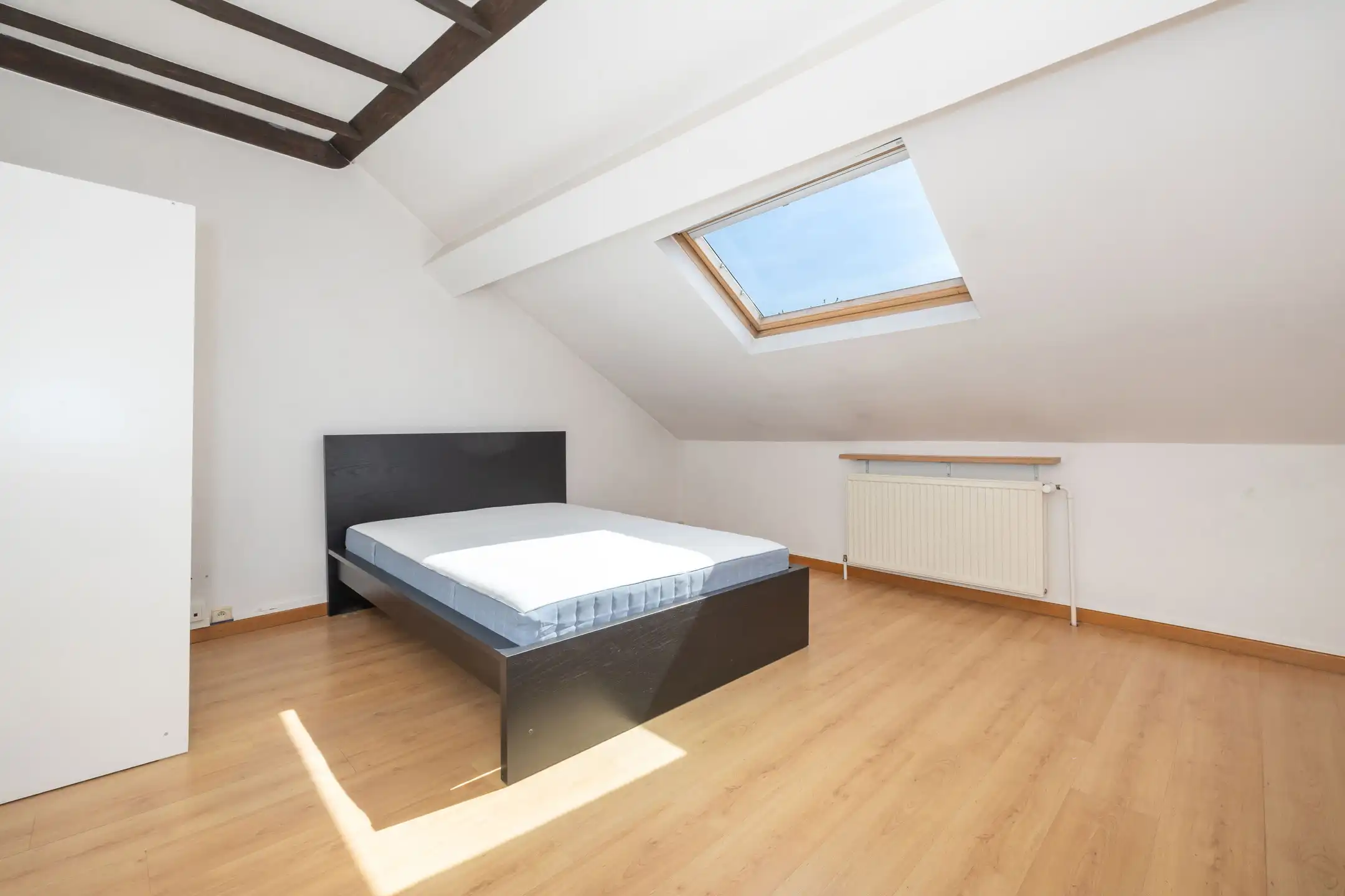 Veelzijdige woning met 7 slaapkamers foto 31