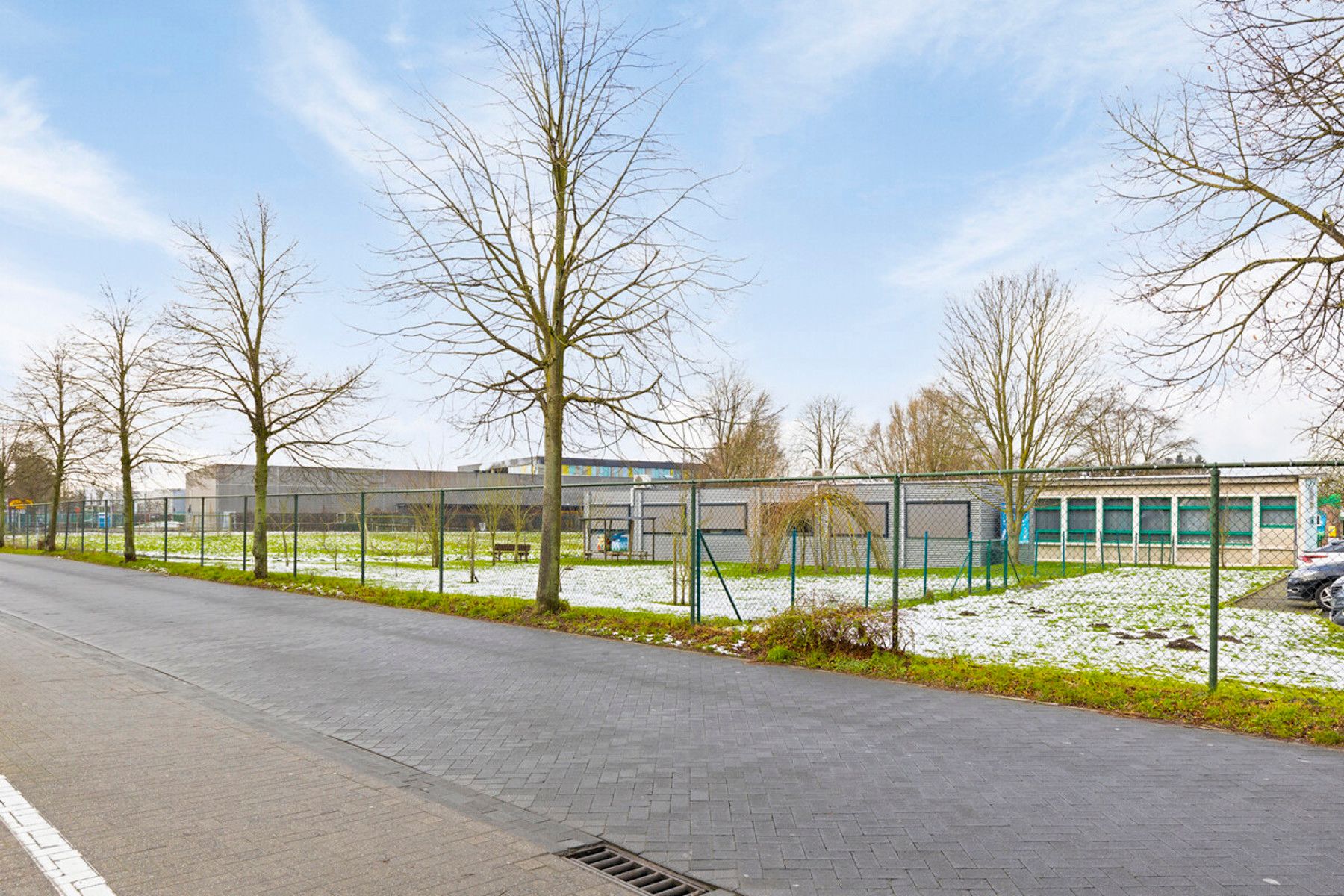 Instapklare centrumwoning met garage en autostaanplaats.  foto 29
