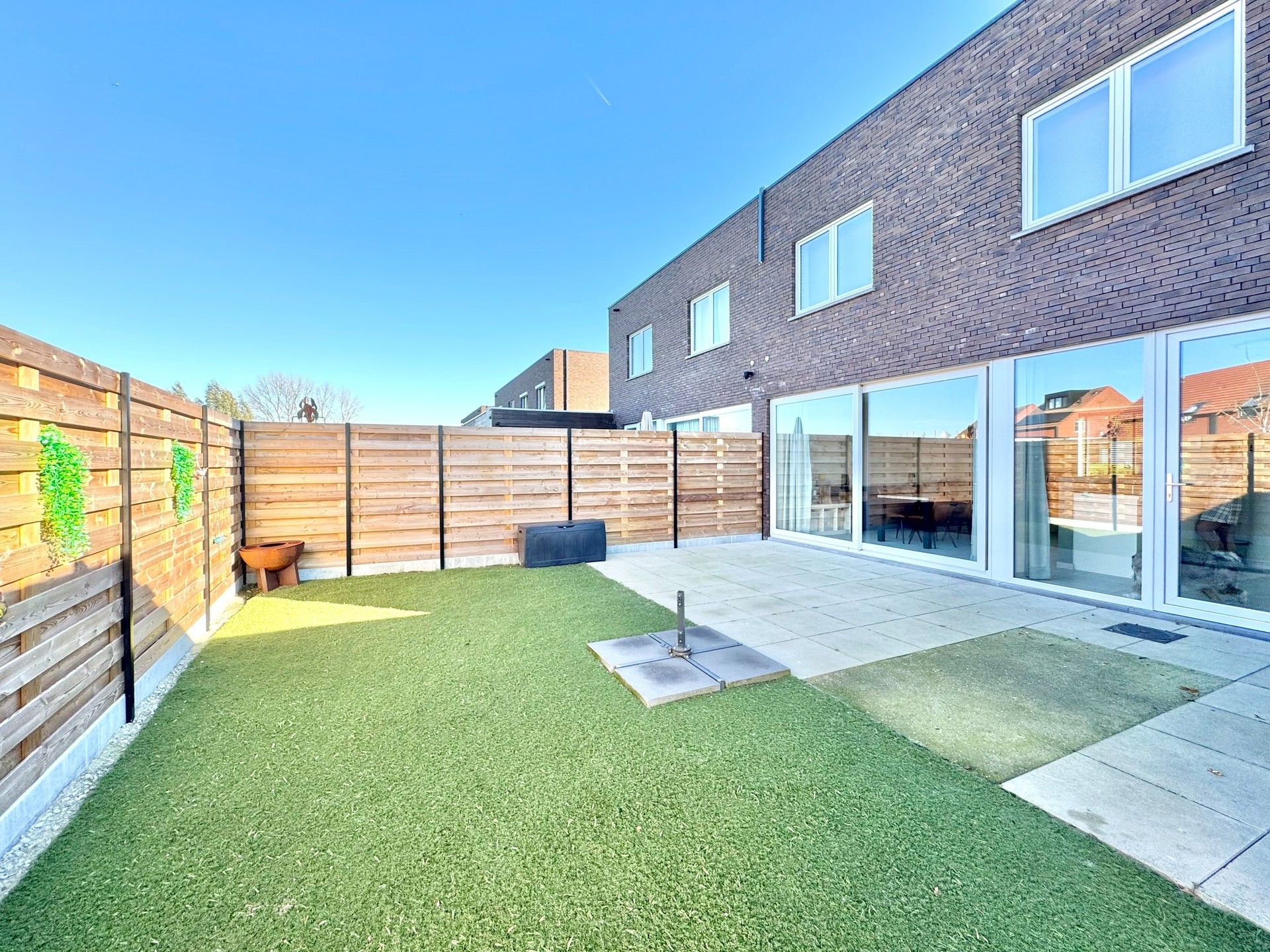 HOB MET 3 KAMERS, TUIN EN CARPORT - 425 m² foto 6