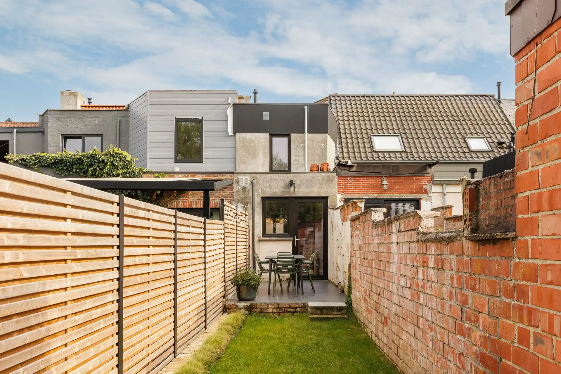 Instapklare woning met zonnige tuin foto 28