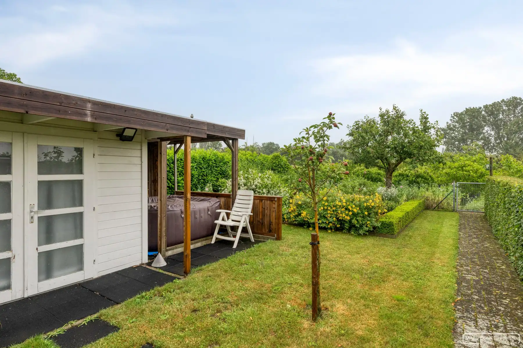Rustig gelegen bungalow op 1800 m2 te koop in Anzegem foto 25