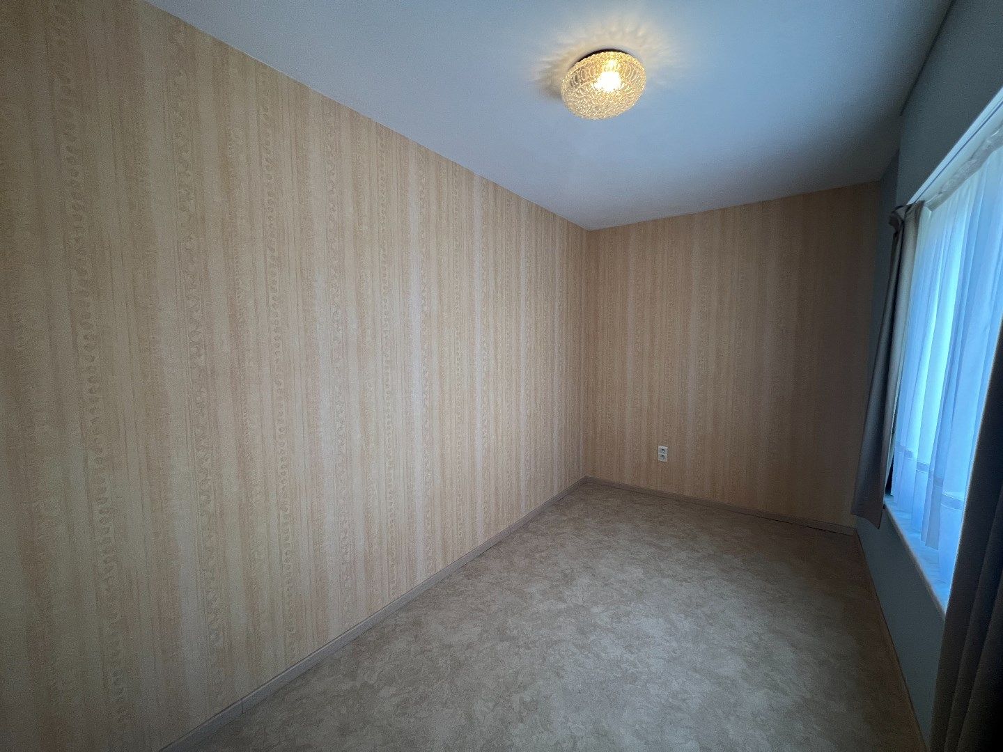 RUIME WONING MET 4 SLAAPKAMERS, TUIN EN DUBBELE GARAGE IN SINT-JULIAAN foto 17