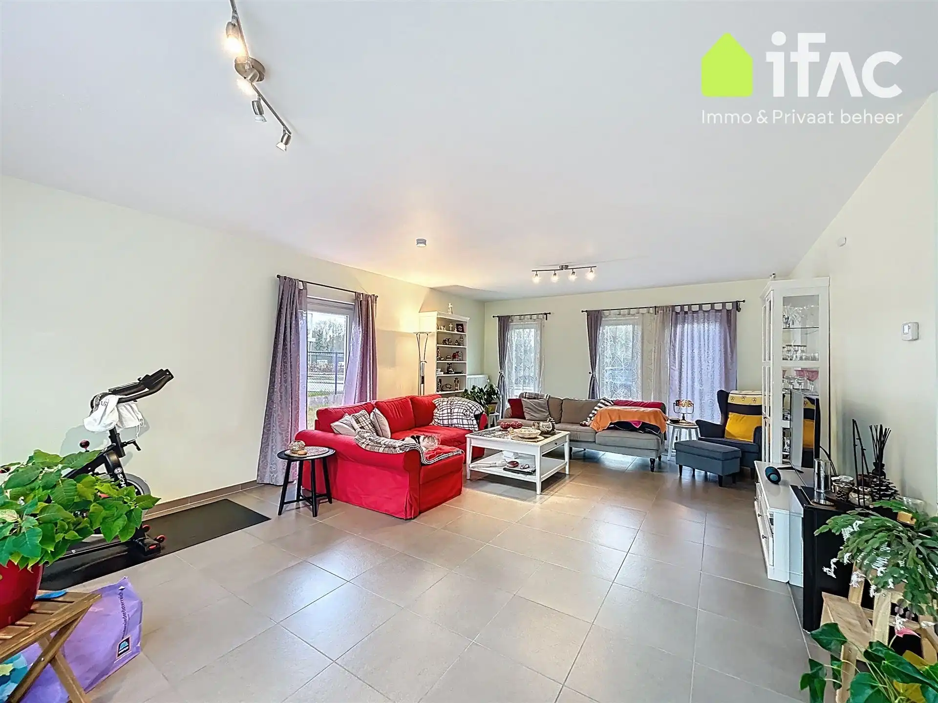 Charmante villa met 3 slaapkamers foto 9