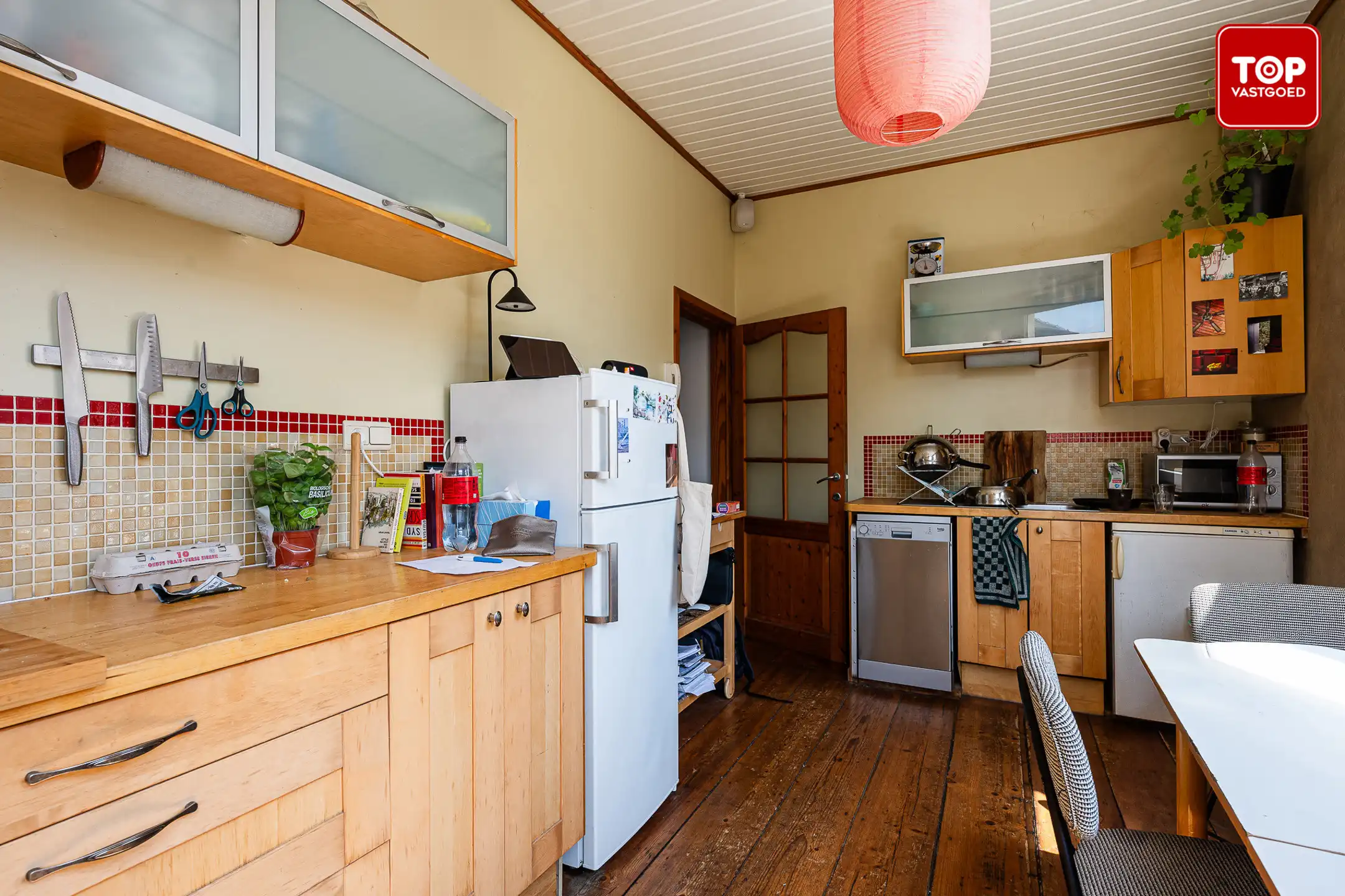 Charmante hoekwoning met 2 slaapkamers nabij centrum Gent foto 16