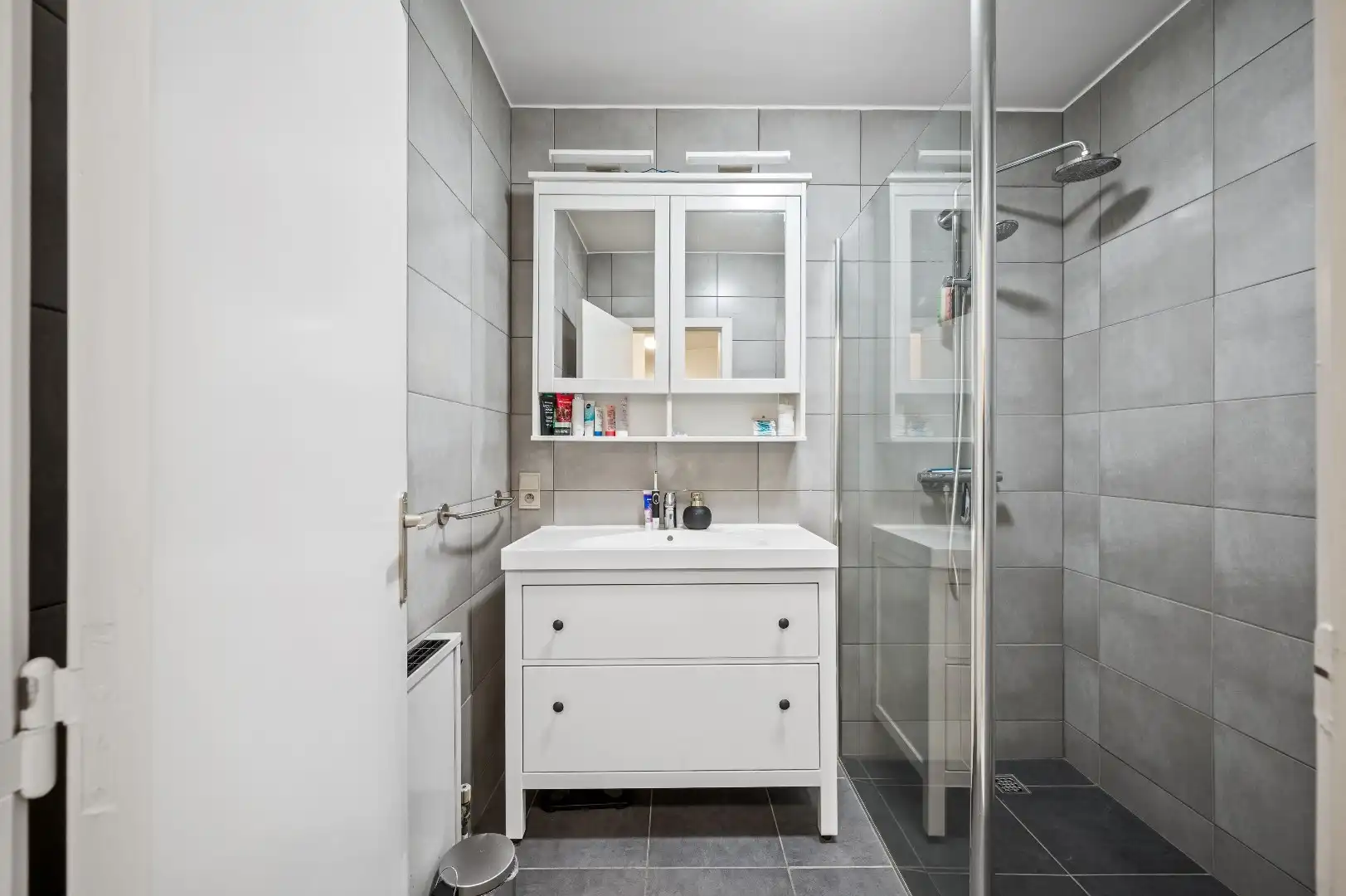 Instapklaar appartement te centrum Tienen foto 16