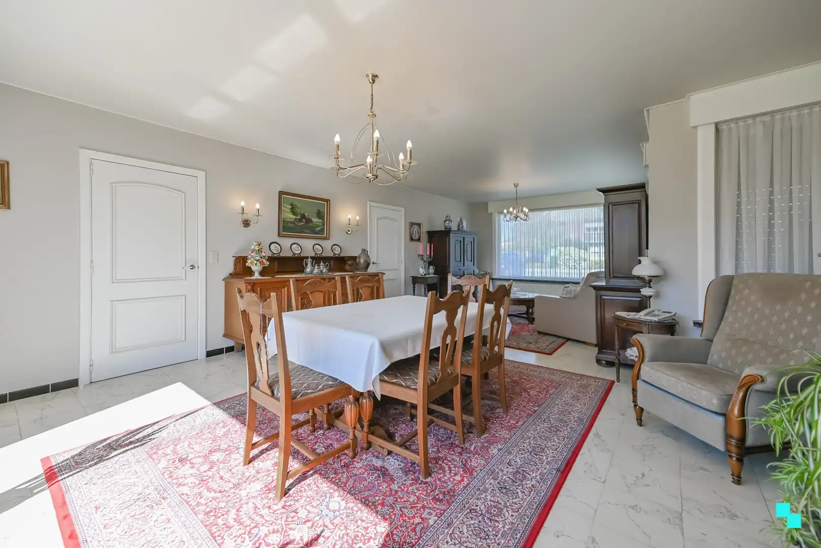 Karaktervolle halfopen bebouwing op ruim perceel te Emelgem foto 7