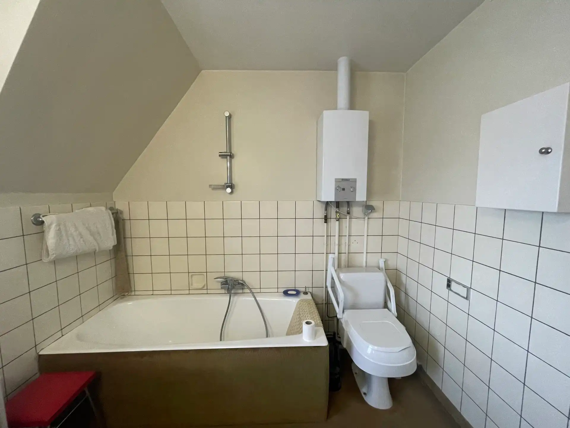 prachtige villa met veel potentieel op toplocatie foto 15