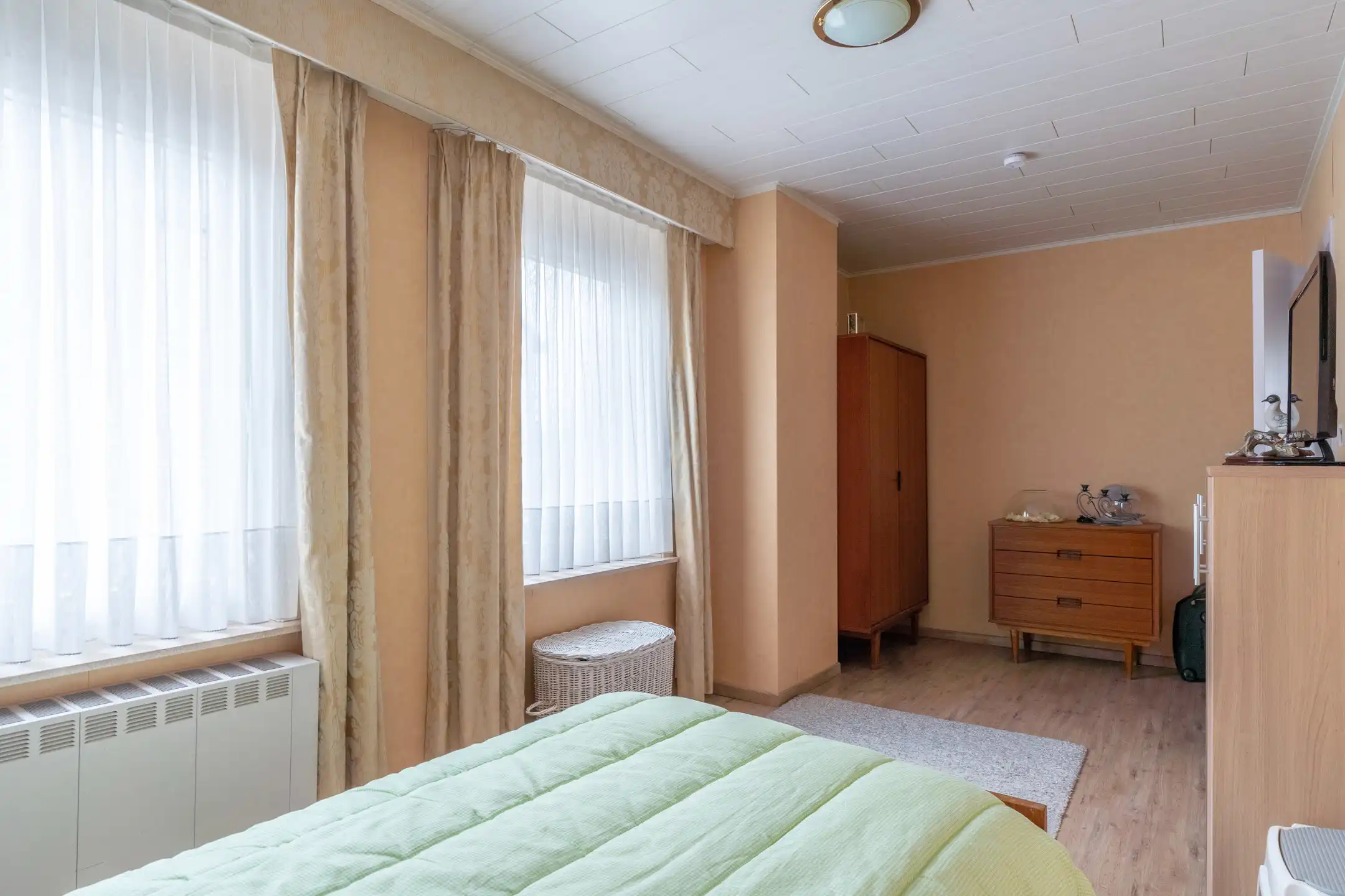 Gunstig gelegen woning met 3 slpks en garage op  505 m² foto 33