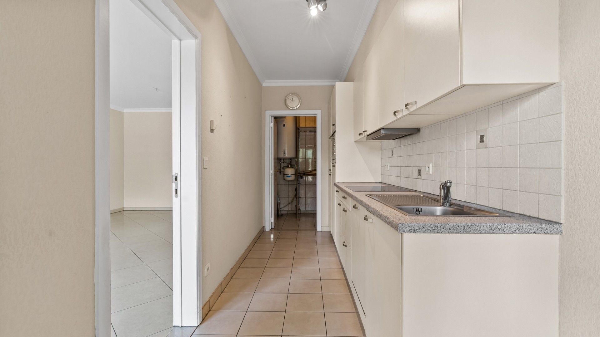 Energiezuinig appartement met ruim terras (ca. 32m²) gelegen in de Banneuxwijk te Hasselt foto 4