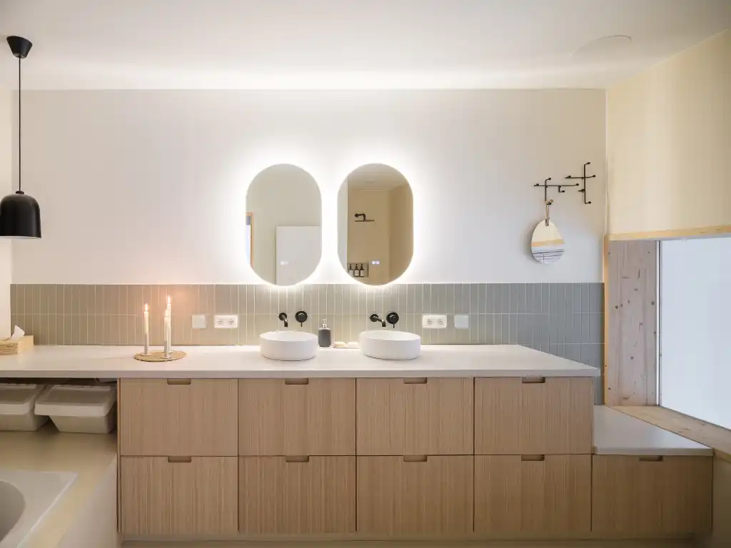 Prachtig gerenoveerde (Volt Architecten) interbellumwoning met vier slaapkamers, twee badkamers en zonnige stadstuin nabij de Bijloke. foto 29