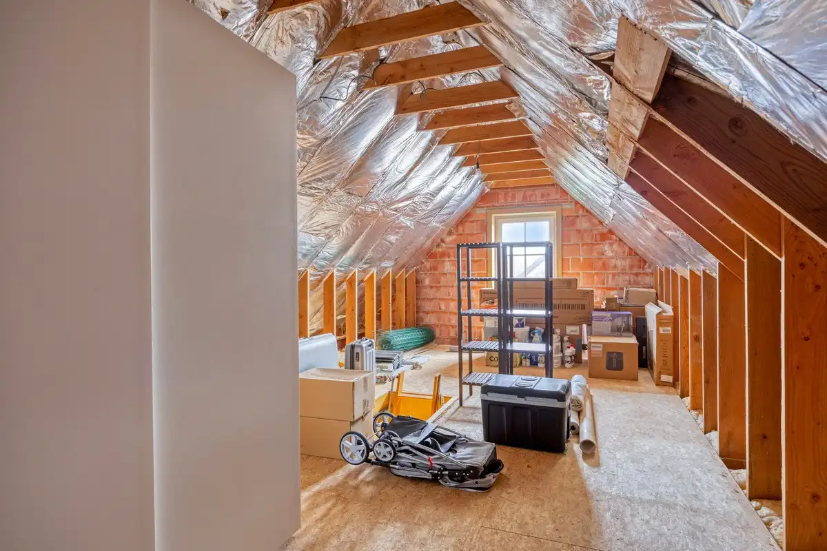 Meer dan instapklare woning (BJ 2013), met tuin, inpandige garage, 3 slks,.. in de Koolakker te Kuurne. foto 19