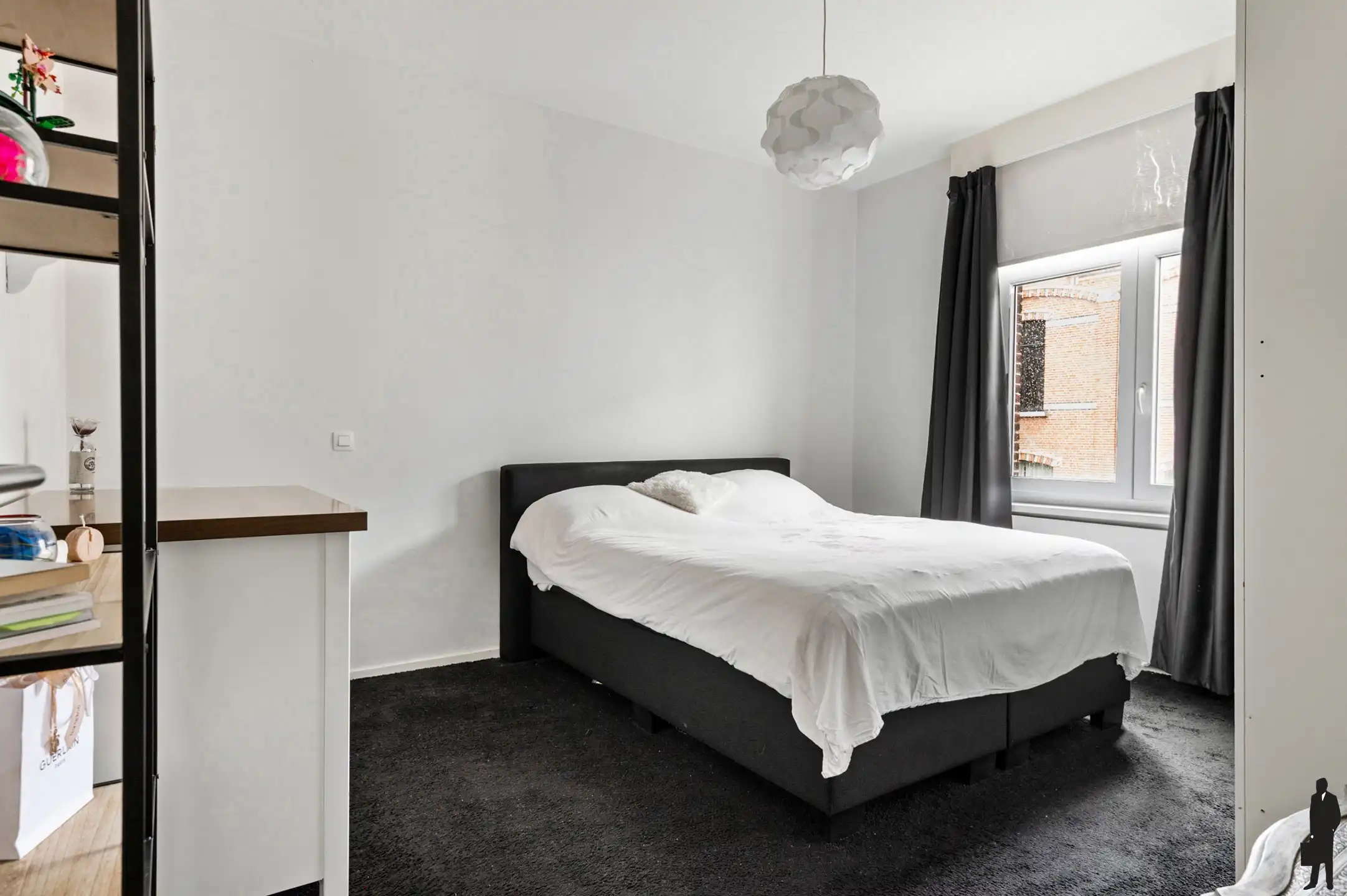 Instapklare woning met 3-4 slaapkamers & tuin in het centrum foto 14