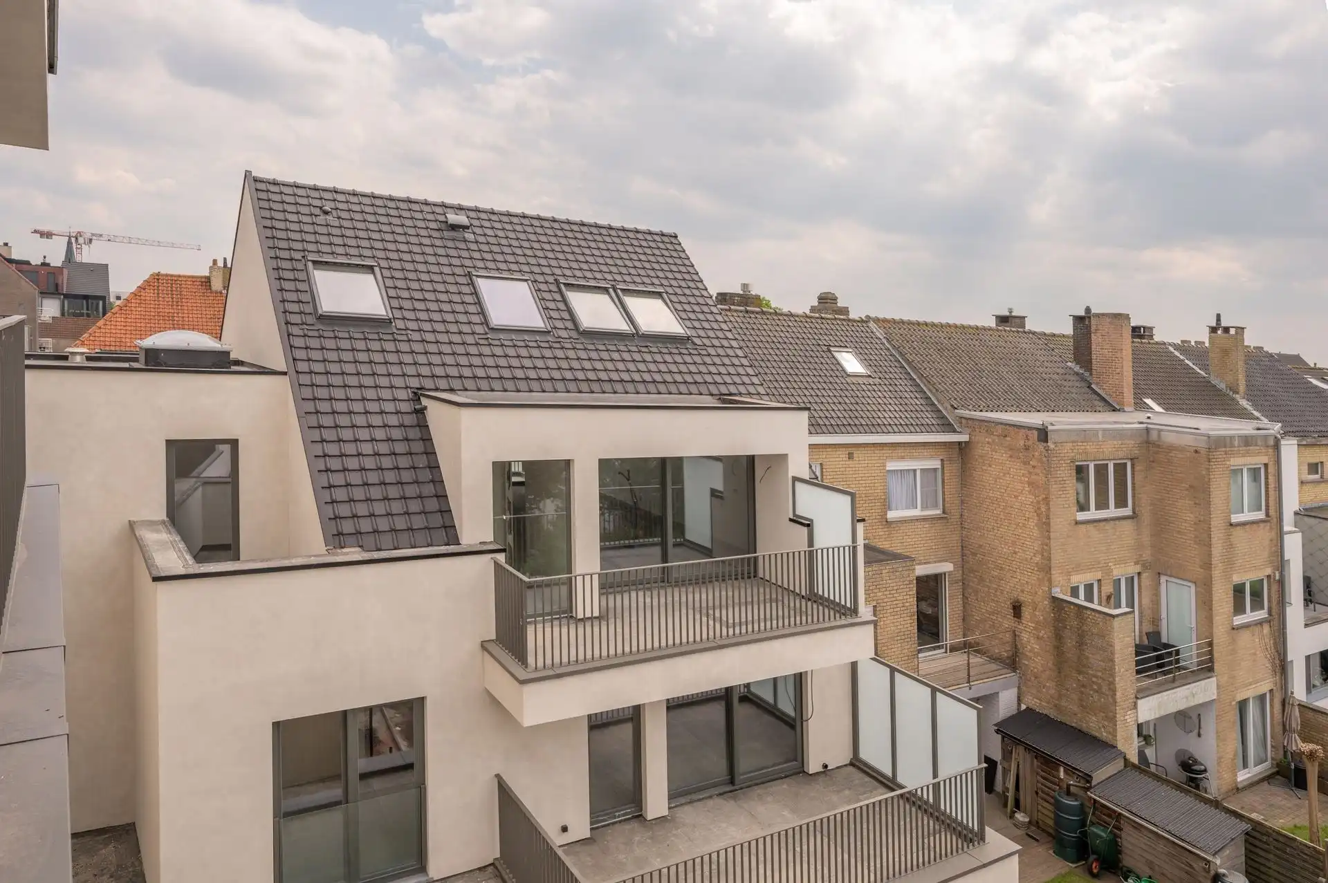 Exclusief duplex appartement met 2 slaapkamers en 2 badkamers foto 7