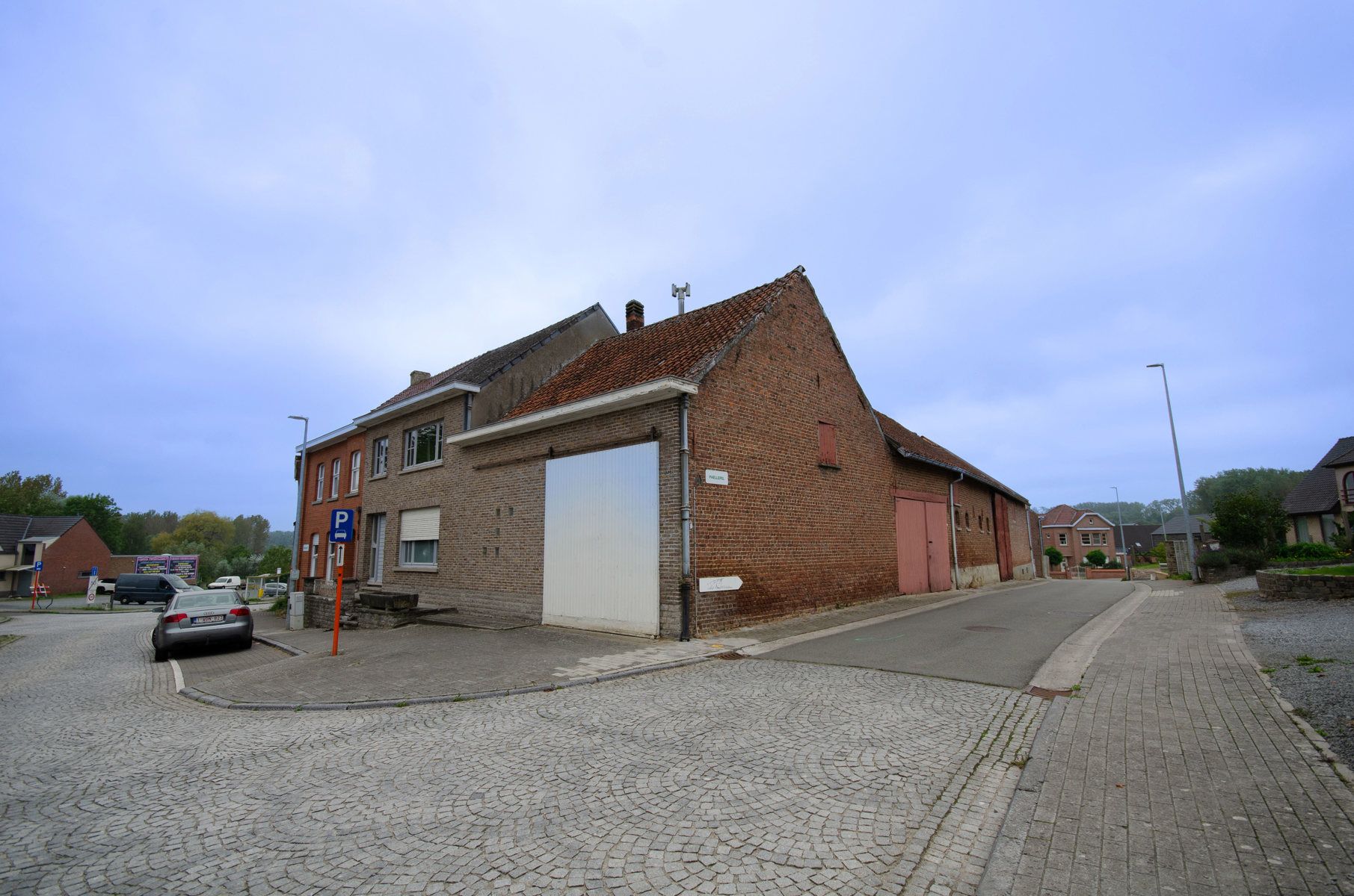 Woning (3 slpk) met loods/stal + tuin op 5,7 are  foto 3