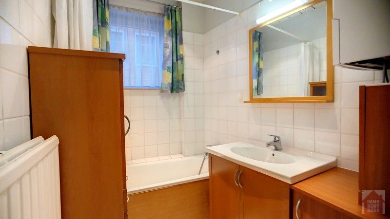 Ruim 2 slaapkamer appartement met optie tot het huren van een garagebox foto 15