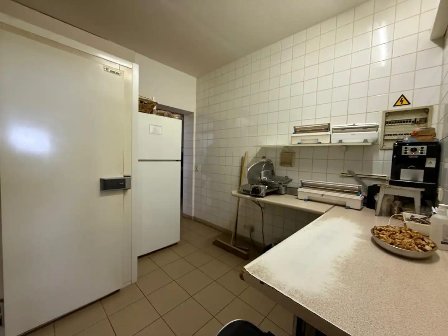 Een te renoveren opbrengsteigendom!! foto 11