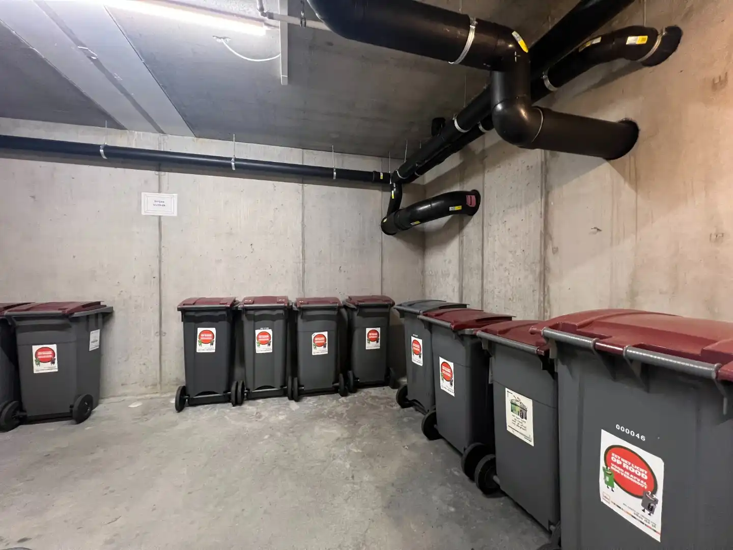 Te huur – Energiezuinig appartement met 2 slaapkamers en terras in Zelzate foto 14