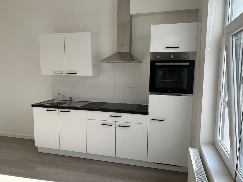 Volledig gerenoveerd  1-slaapkamerappartment foto 10