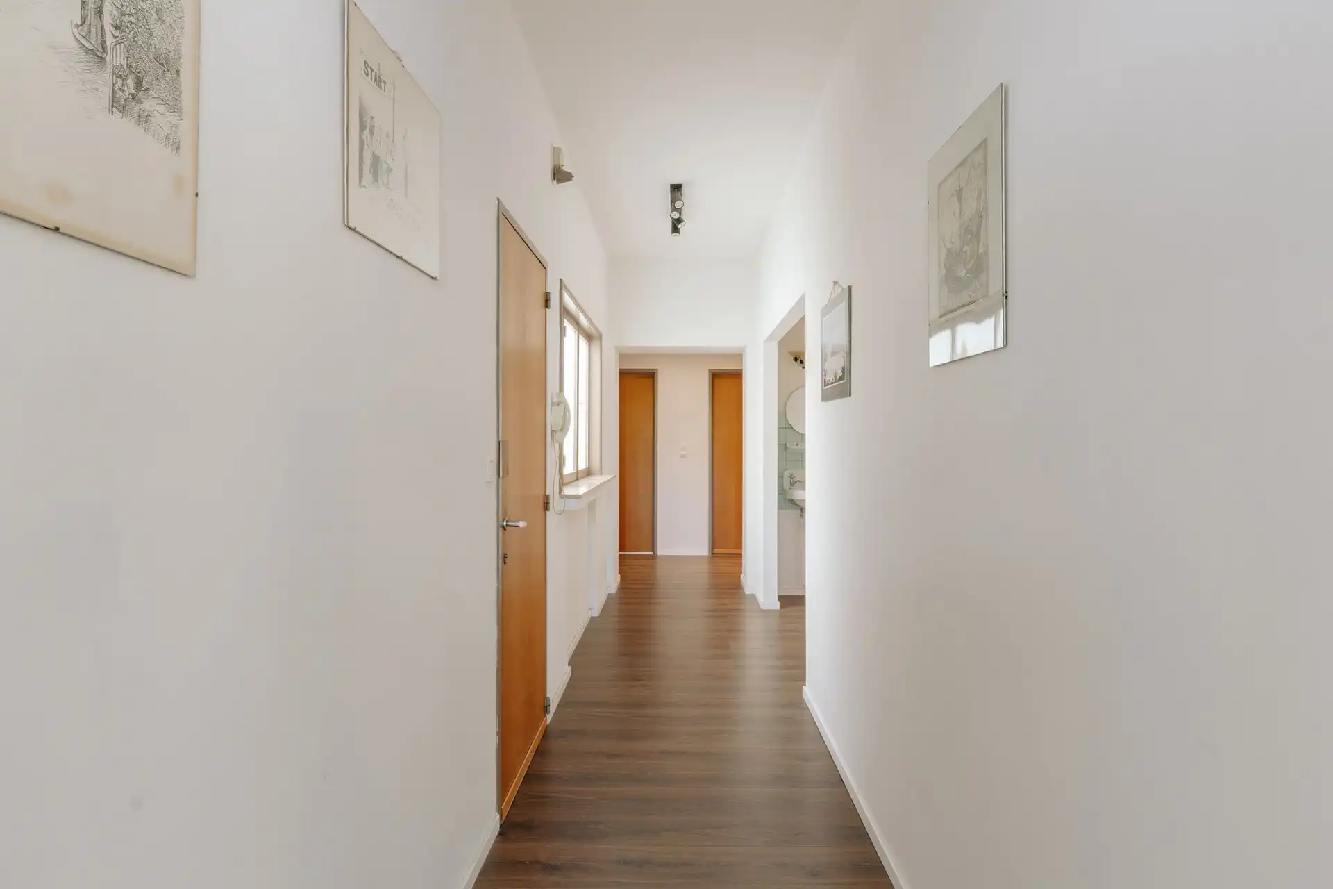 Een ruim en lichtrijk 2 slaapkamer appartement foto 8