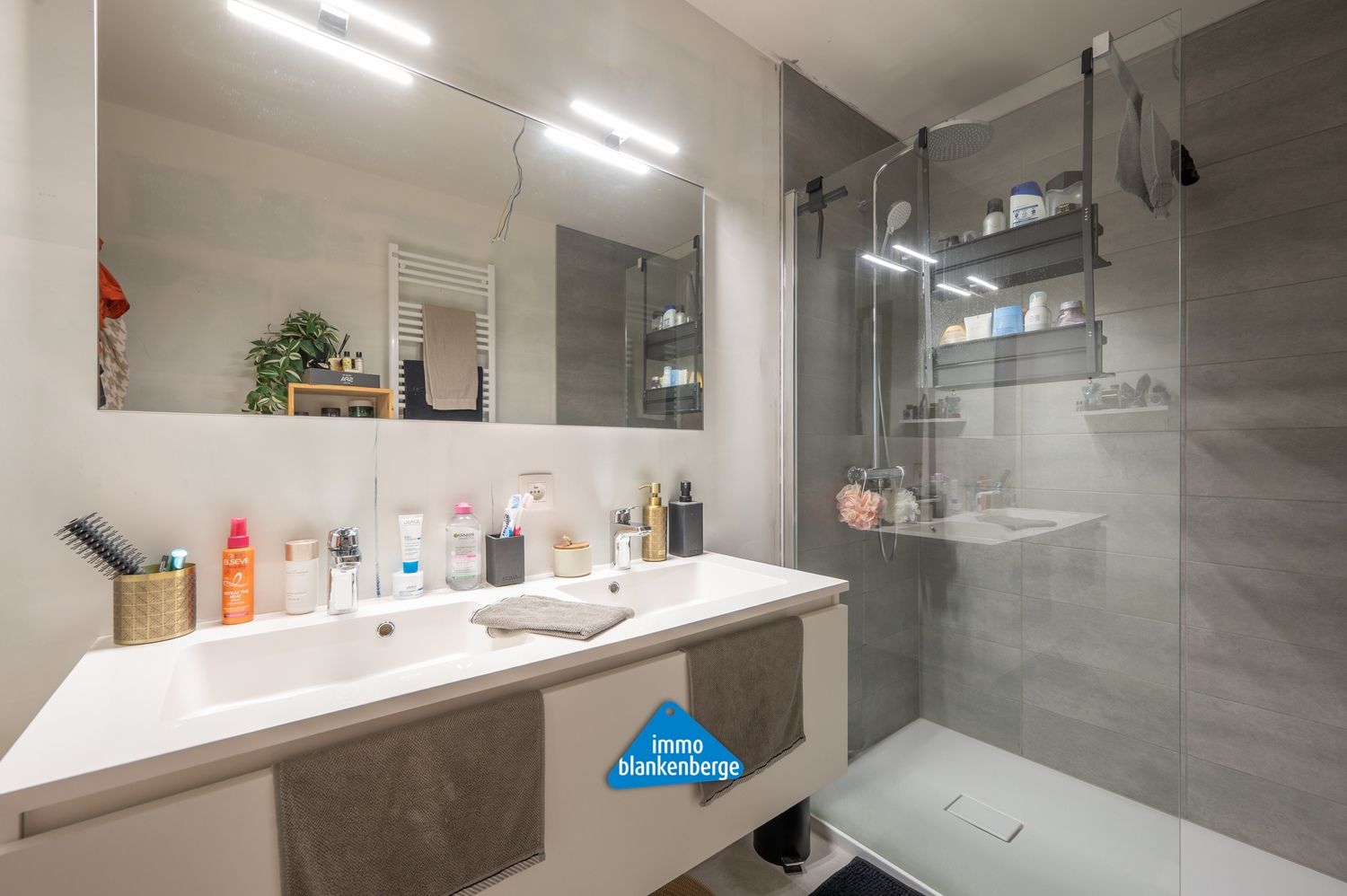Modern 2-slaapkamerappartement met terras in de recente Residentie ‘De Blanke Berg' foto 19