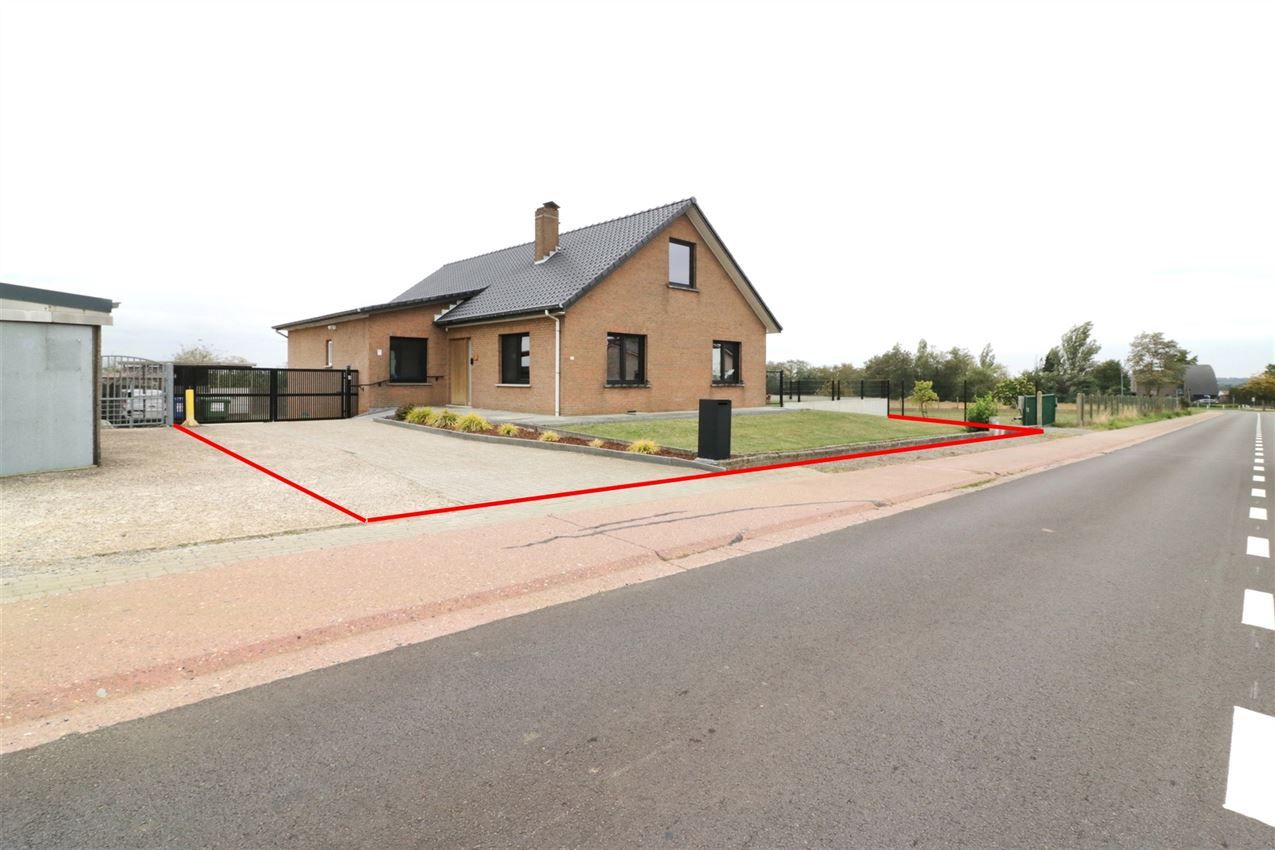 Gelijkvloers wonen mogelijk, instapklaar en energiezuinig foto {{pictureIndex}}