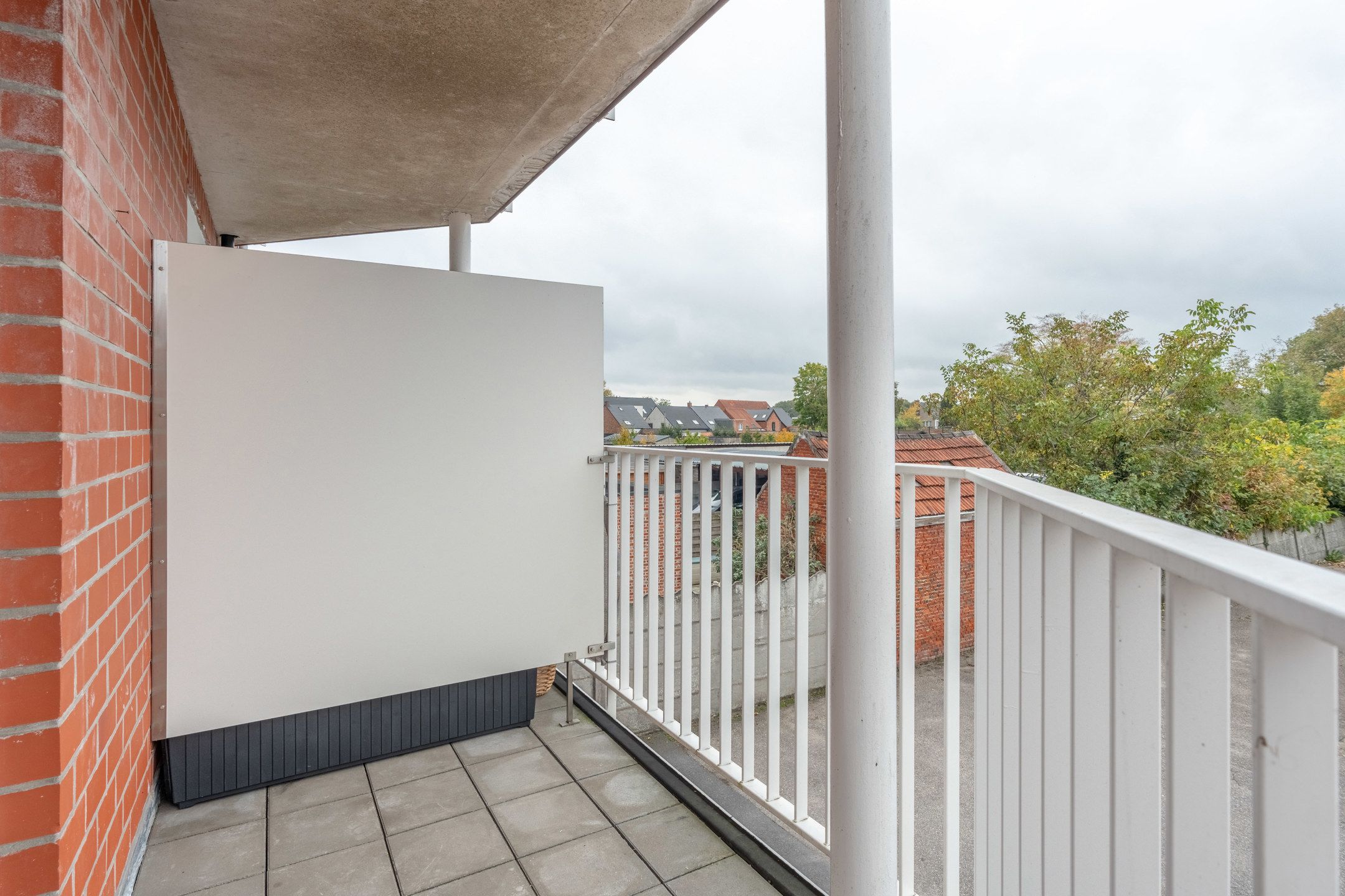 Energiezuinig 2 slpk appartement met garagebox te Vosselaar. foto 14
