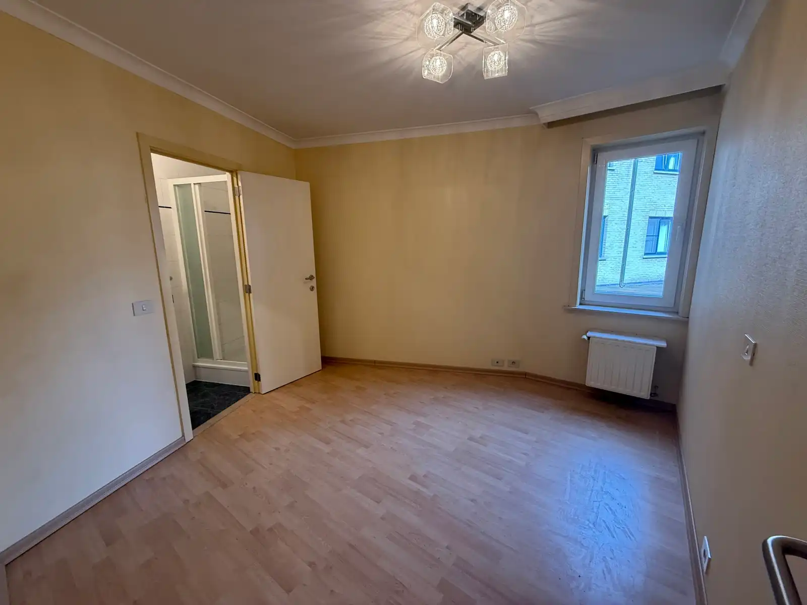 3 slaapkamer appartement met een garage aan station van Beernem foto 24