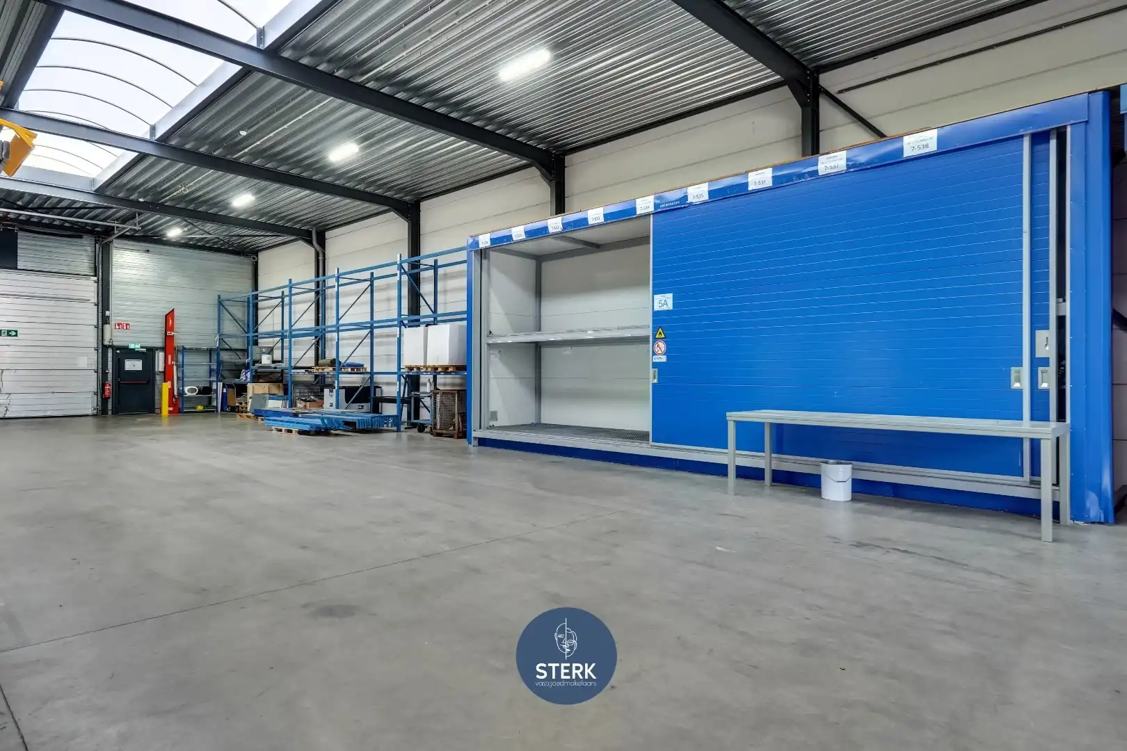 VEELZIJDIG INDUSTRIEPAND MET INSTAPKLAAR APPARTEMENT TE MAASMECHELEN ! foto 18