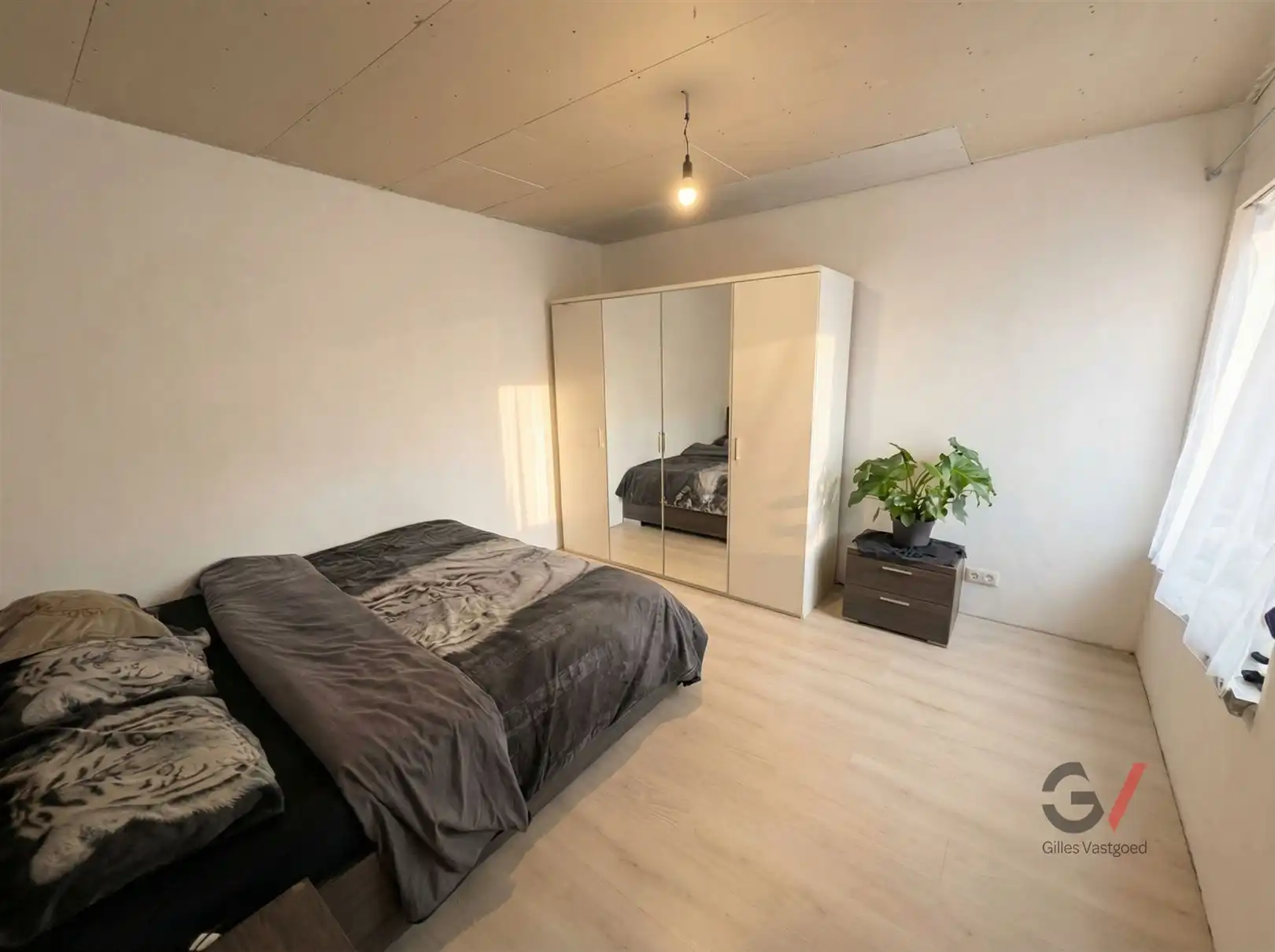 Te renoveren woning foto 9
