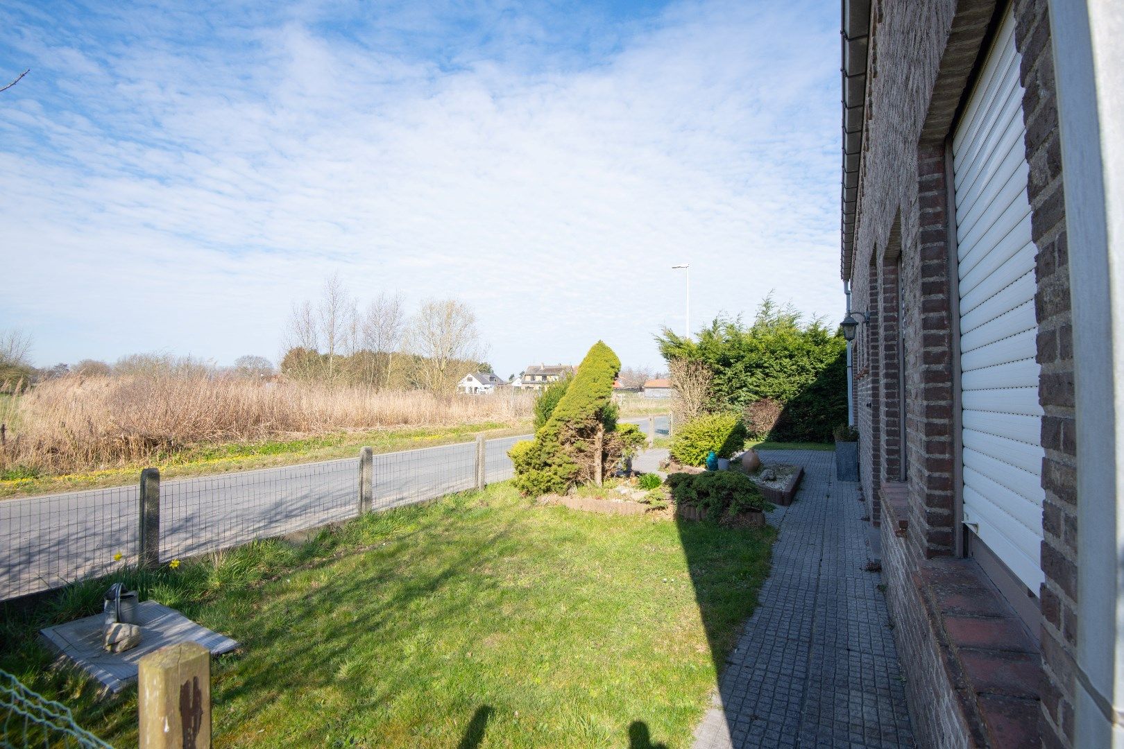 Op te frissen villa rustig gelegen met open zicht op de Polders vlakbij Westkapelle-dorp foto 9
